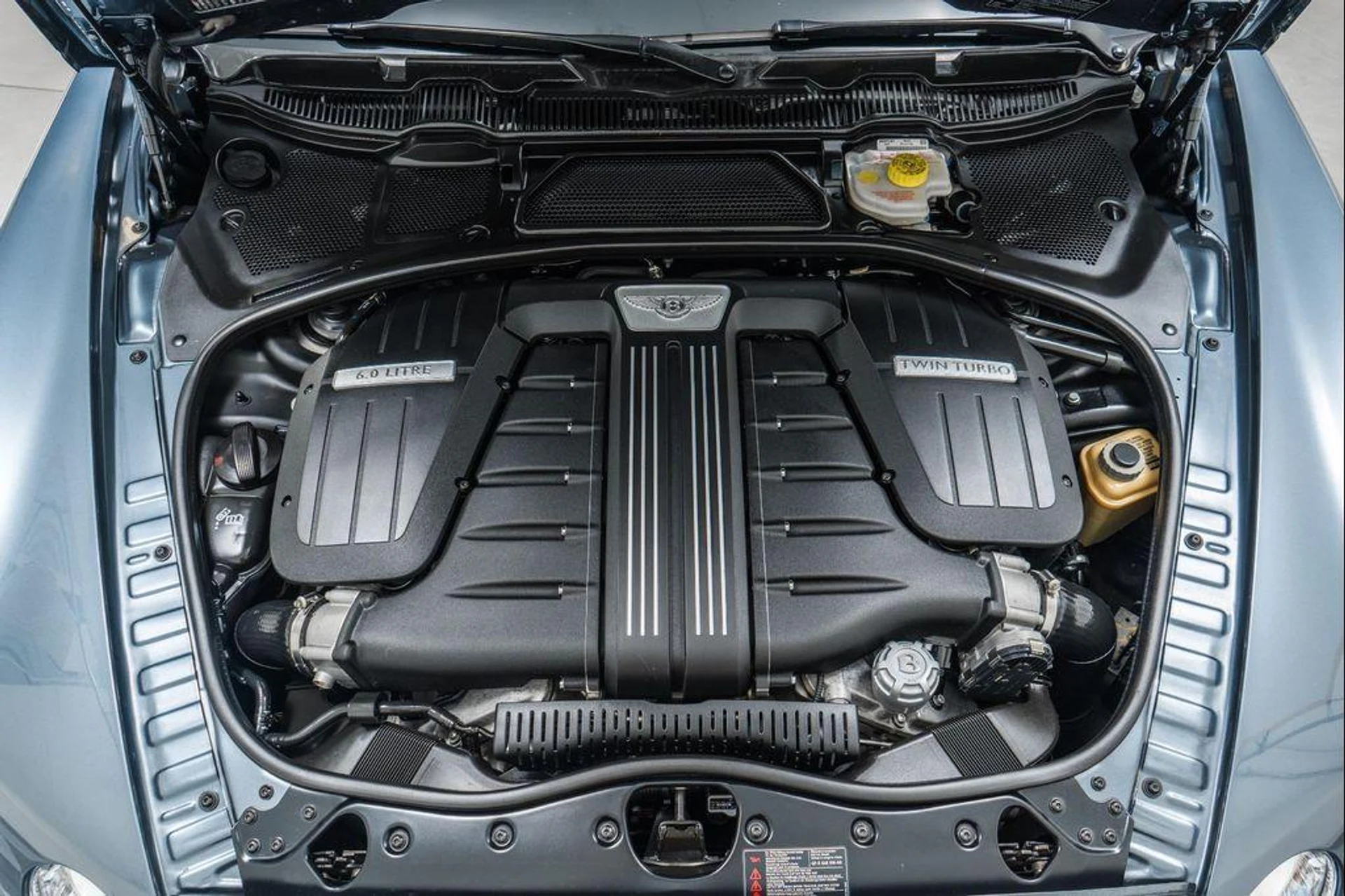 mph011_3608620025_c47_S_Eqlfu_YENDK_Mi_A3h5n_K9_BSZY_7a7652346e