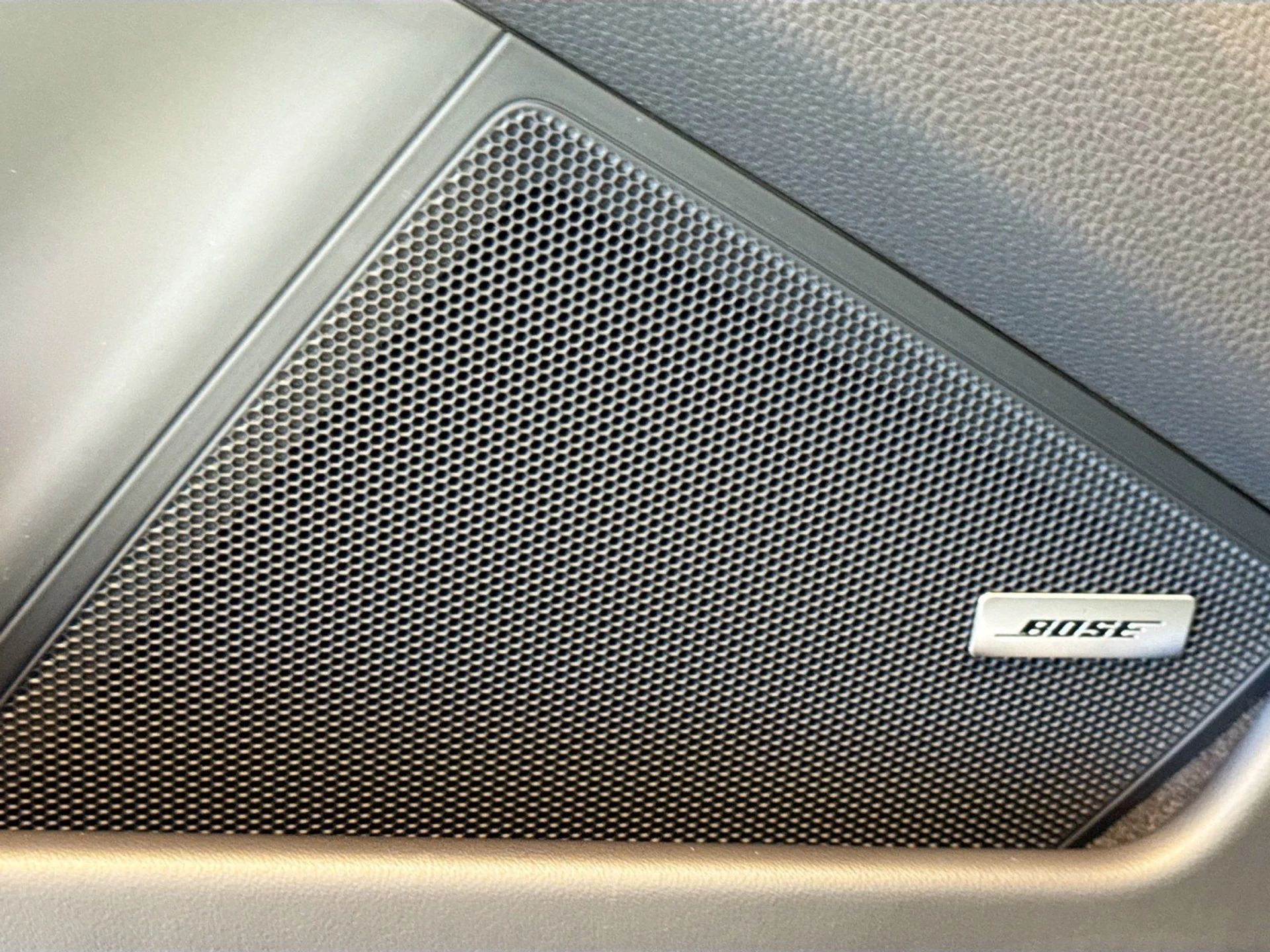 mph011_3609485833_f6c1da062d345b30cdd7d6d44aee2d61_2545f961ba