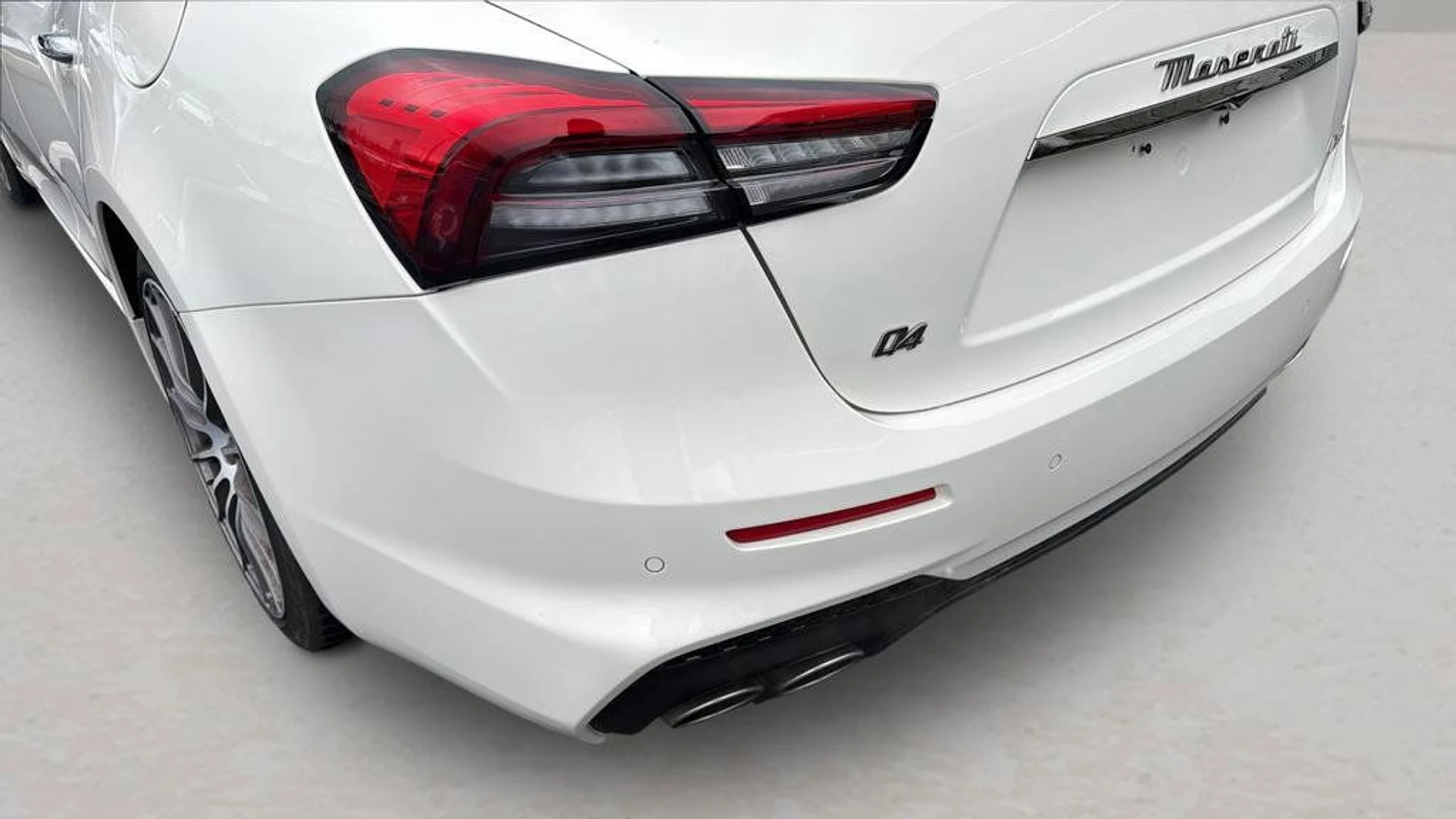 mph011_3615038053_c70b3866159c431cba4a4201883c8305_8c6c4f2902