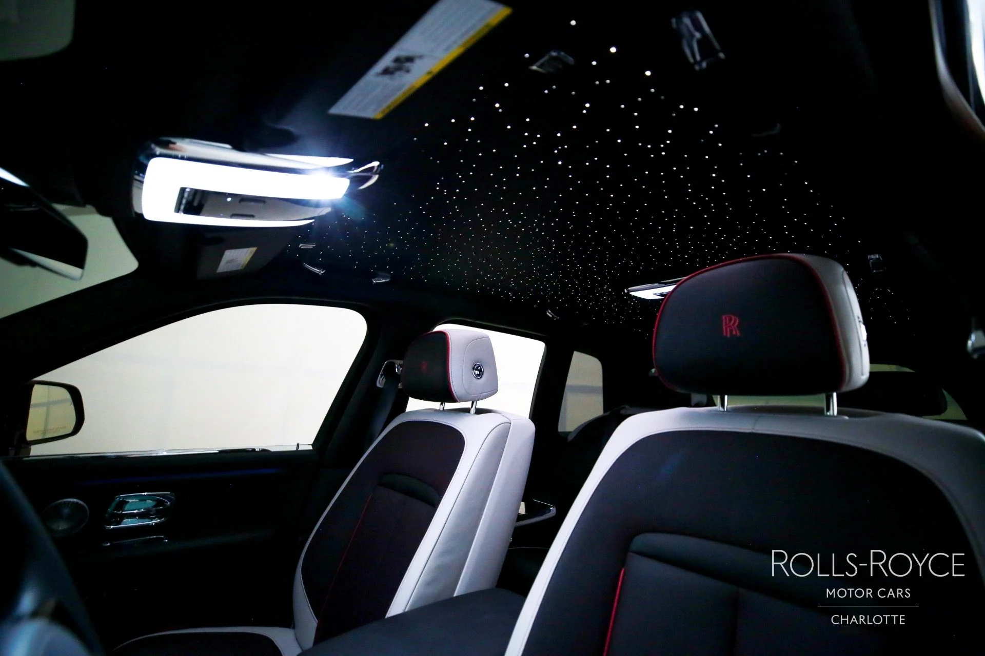 mph011_361830328_Used_2025_Rolls_Royce_Cullinan_1757533744_1728a8d7ca