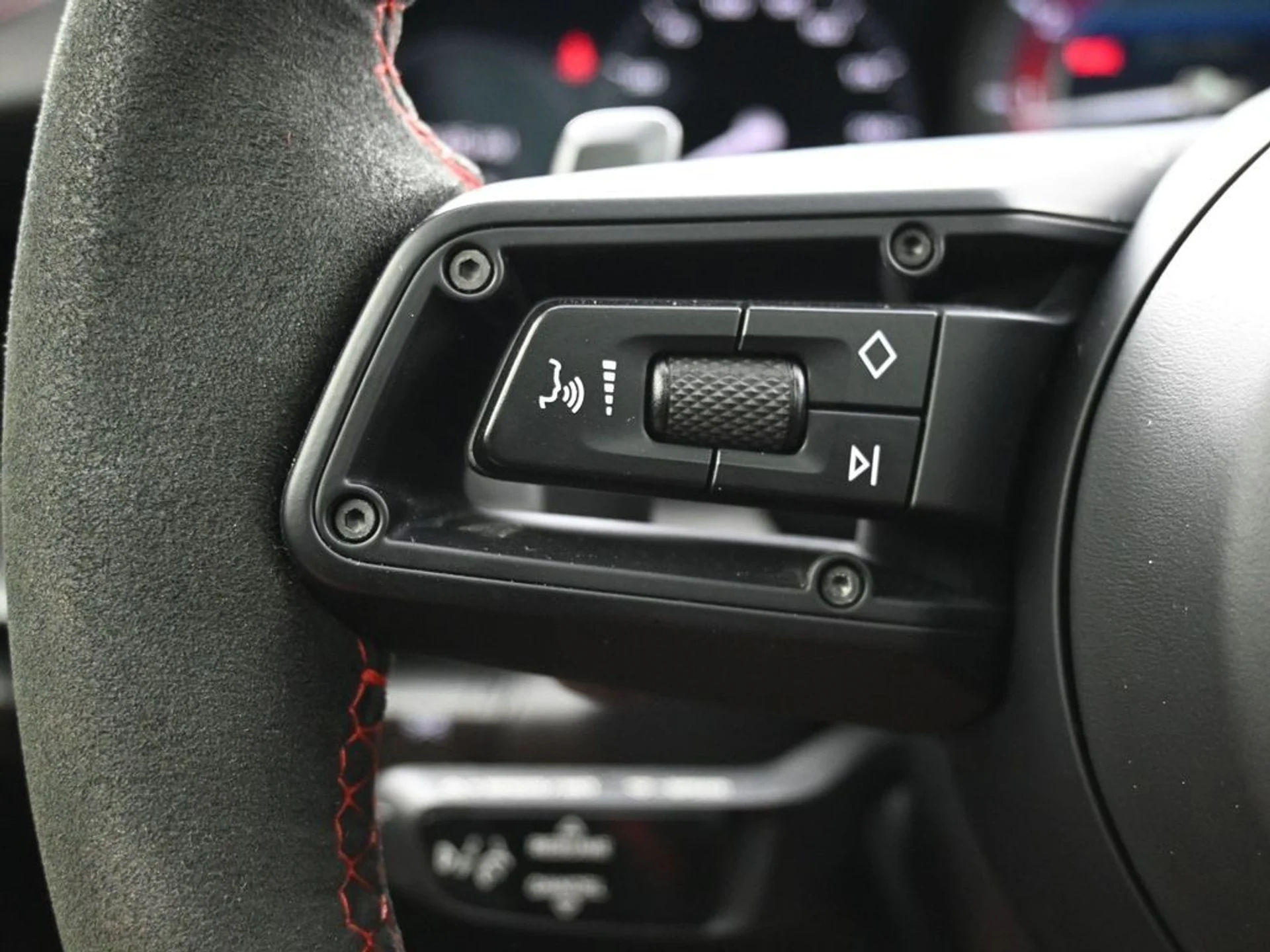 mph011_3628835495_402d05083913016b6cd652cd421dd0d5_24350febde