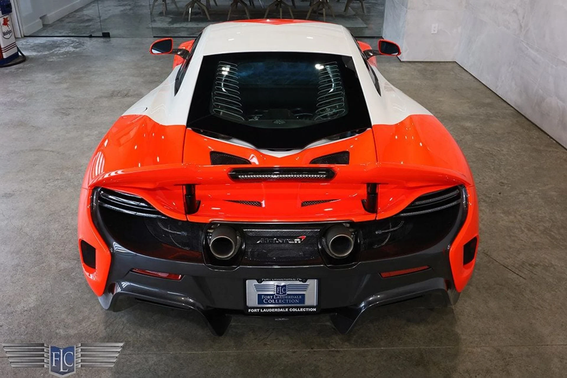mph011_3629690694_used_2016_mclaren_675lt_msocoupe_9689_22917250_12_1024_e726cb80b6