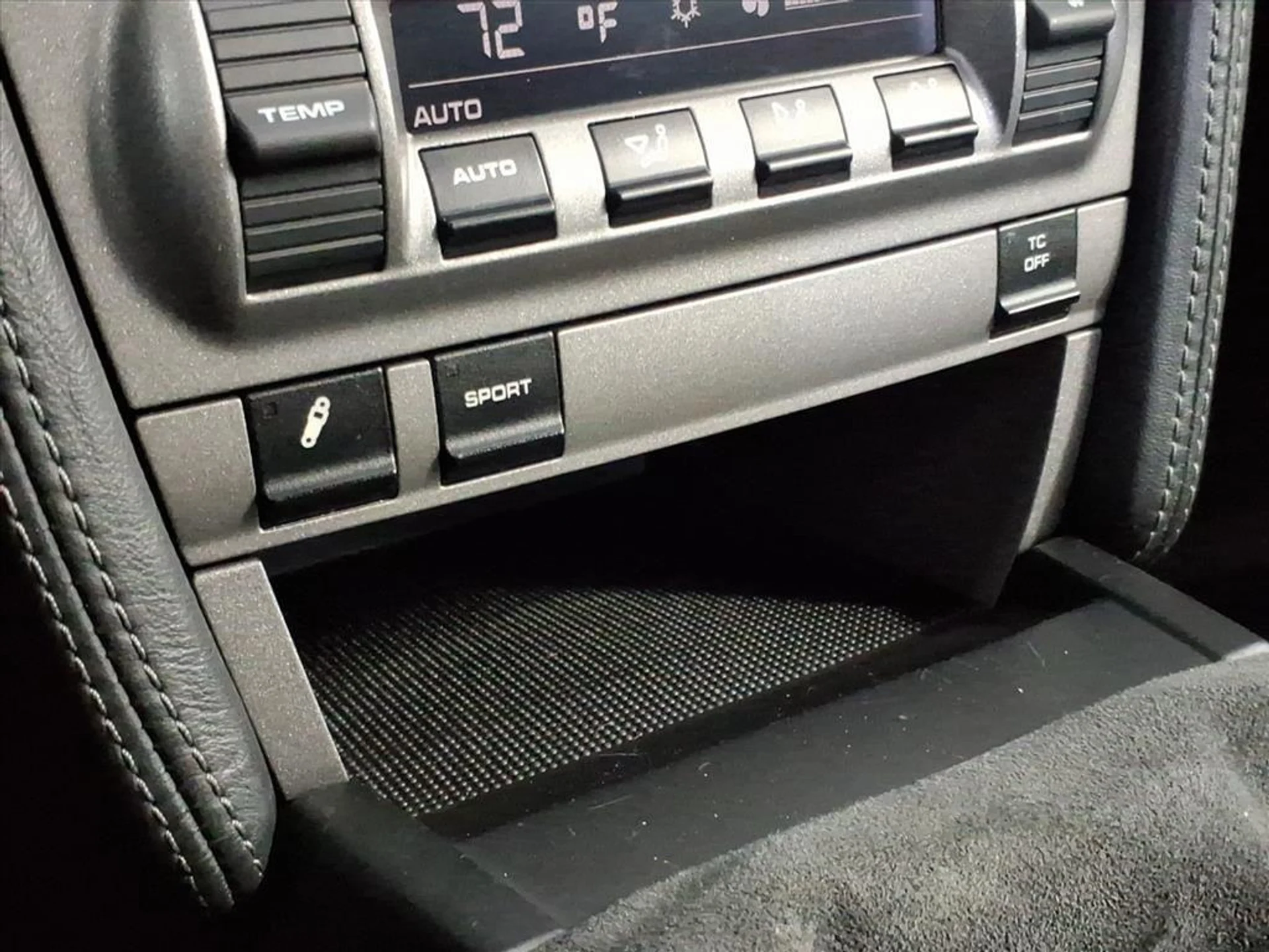 mph011_3631636164_1e167775519cce045e5ea616f0928f00_194a4eeaff