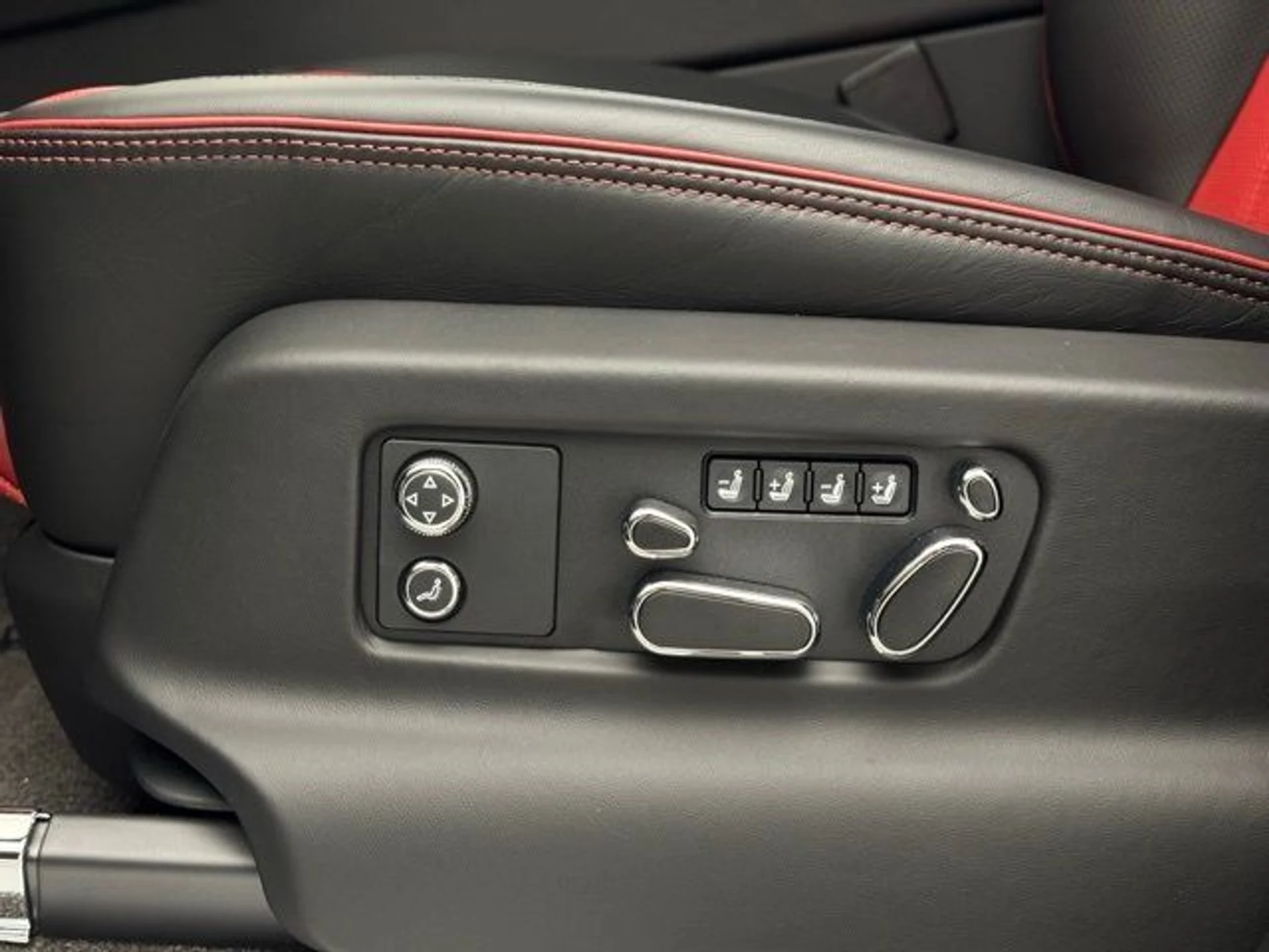 mph011_3634017916_q73q5grpqroz2vef1obtmut7flc2_0caa6ead75