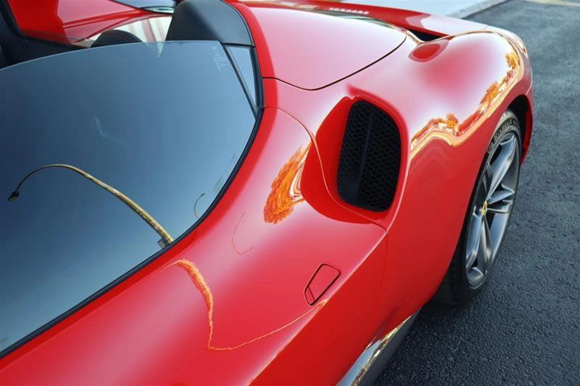 mph011_3635904550_Used_2024_Ferrari_296_GTS_Base_1782922668_acbb29f682