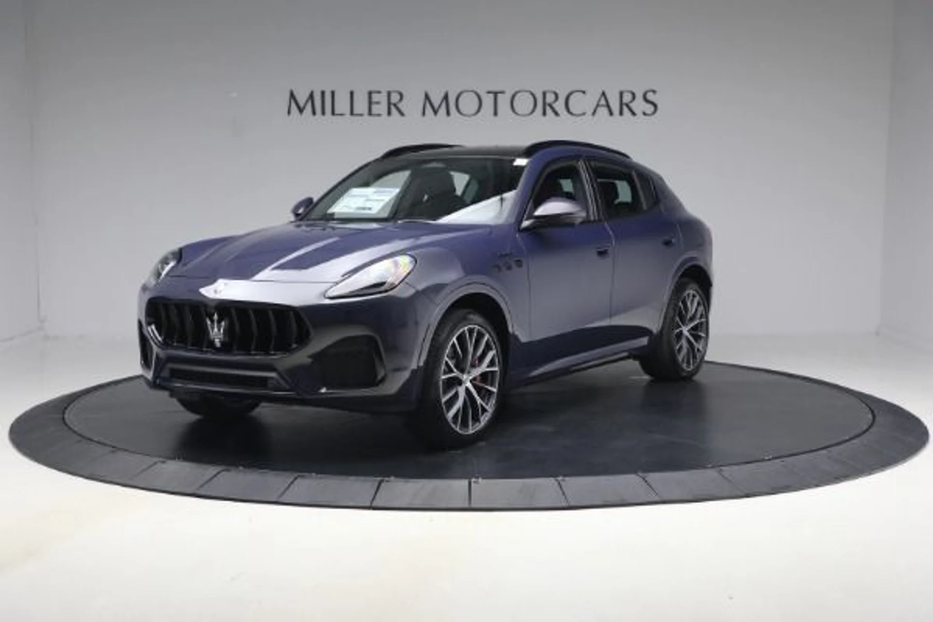 mph011_3639545594_New_2026_Maserati_Grecale_Modena_V6_1777731934_45bb7174a3