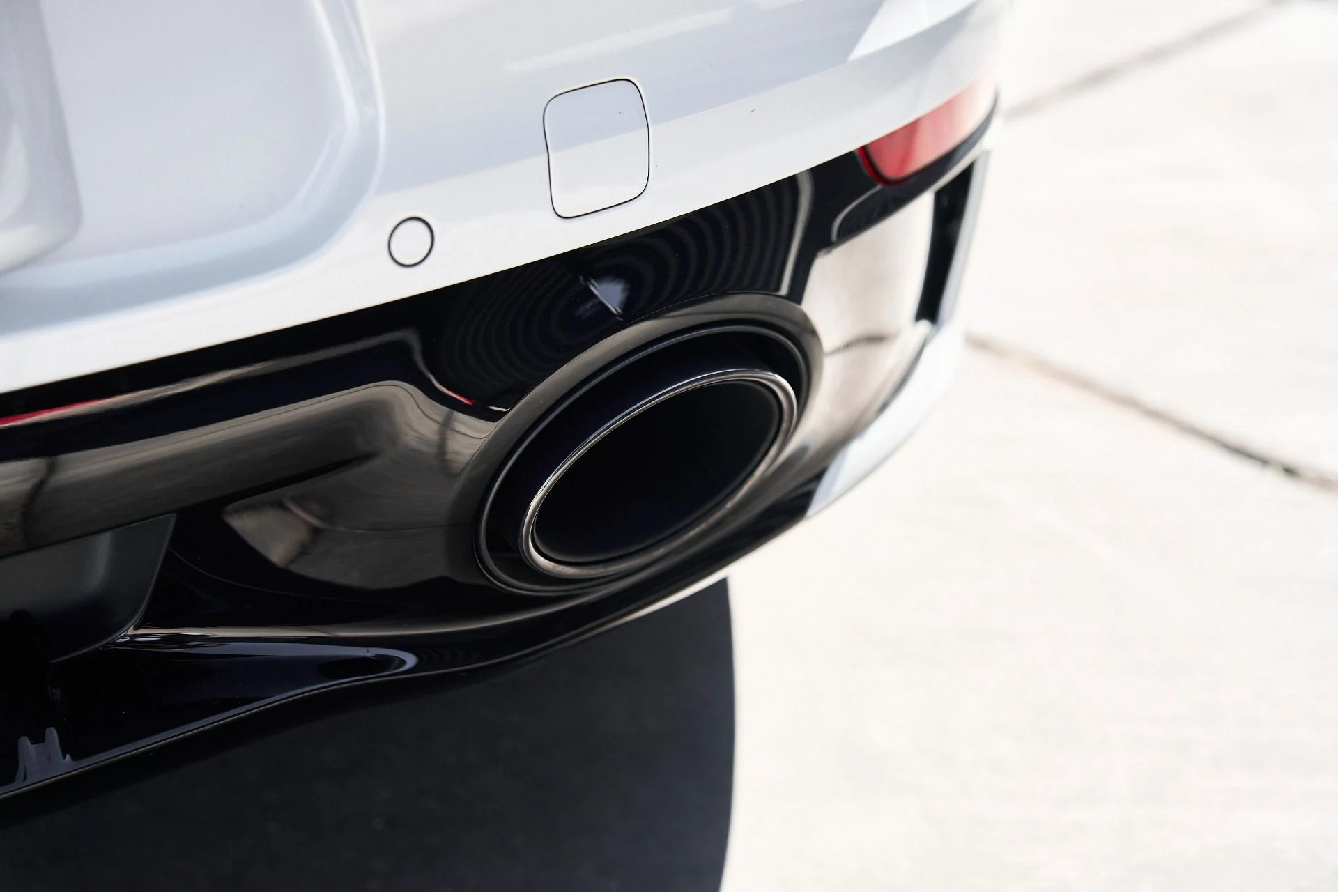 mph011_3653656732_Used_2024_Porsche_911_Carrera_4_S_1760665404_1a5482fee5