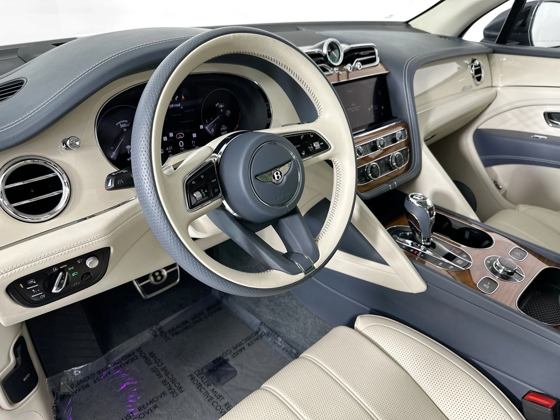 mph011_3656069344_12_eebbebc017