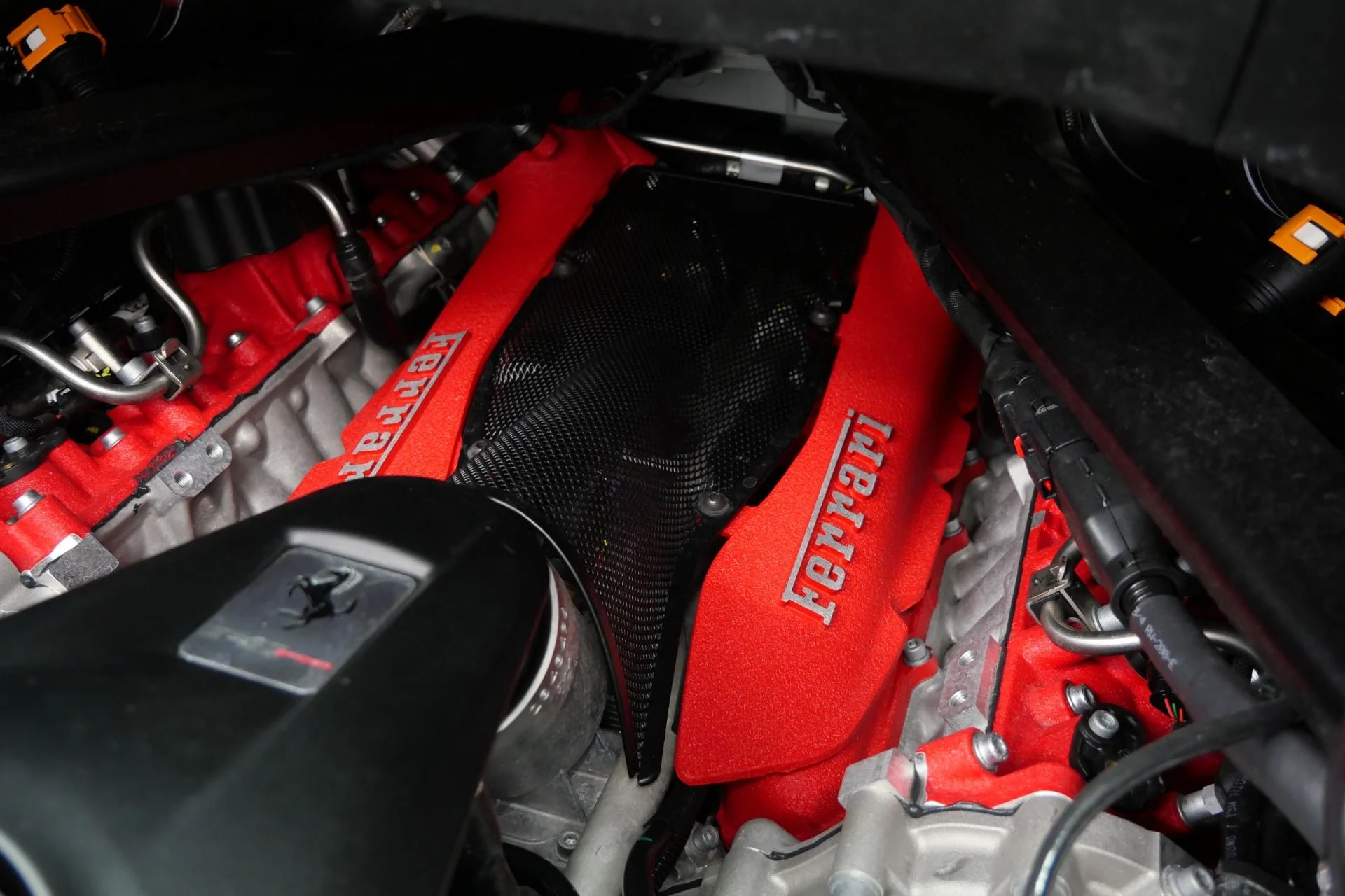 mph011_3660704590_Used_2025_Ferrari_SF_90_Spider_718_K_MSRP_Two_Tone_Exterior_Two_Tone_Interior_Extensive_Carbon_1788280575_eaace8317f