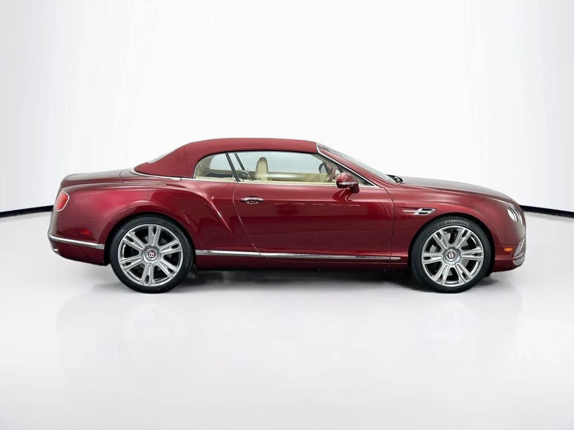 mph011_3662493216_used_2017_bentley_continental_gtv8convertible_8119_22991811_12_1024_5f82506fa3