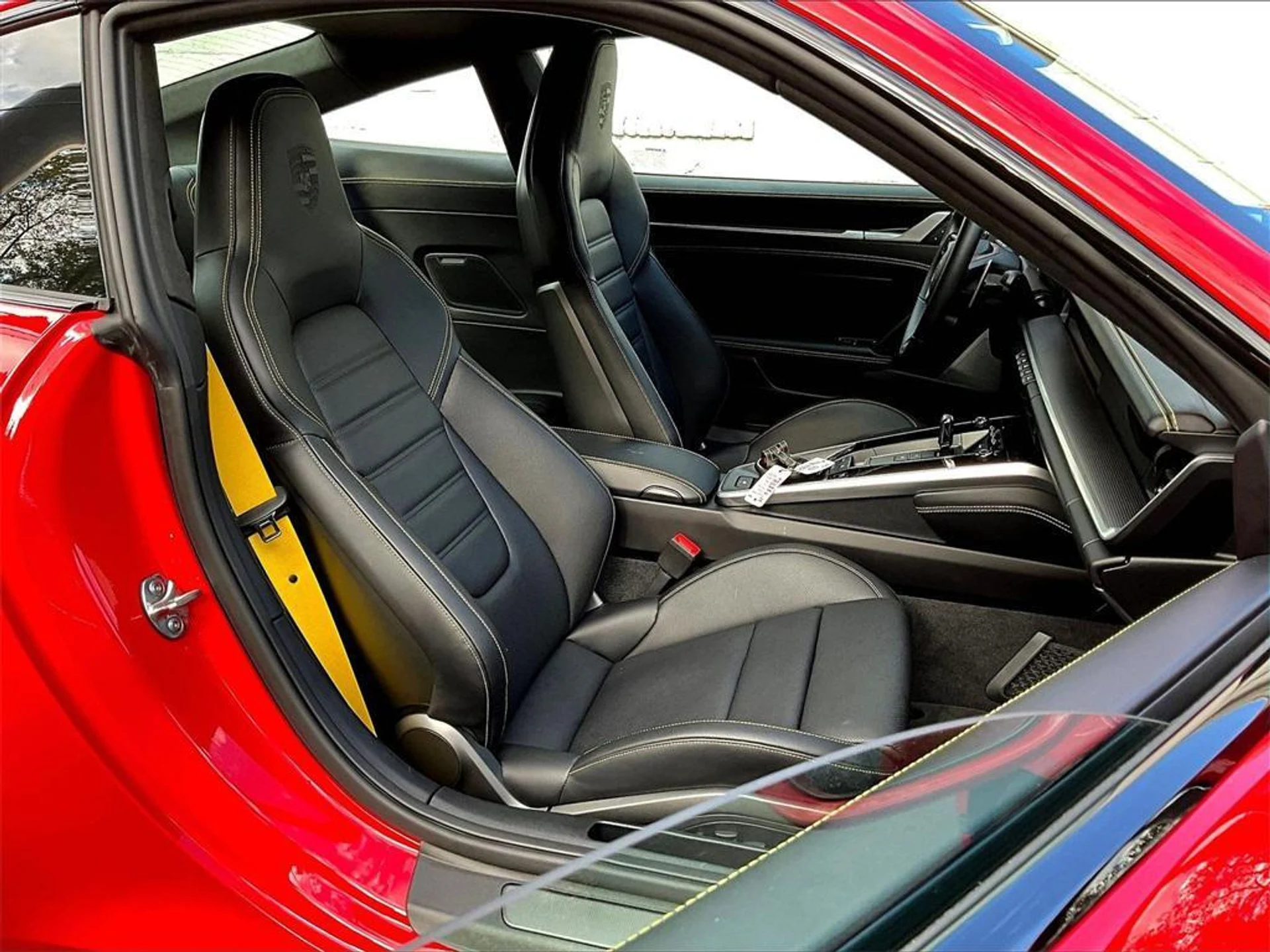 mph011_3663500241_3_O_Fq_F0_M_Fu_WB_8z3j_G_Ac_M_Fk8_I7_M_256486c560