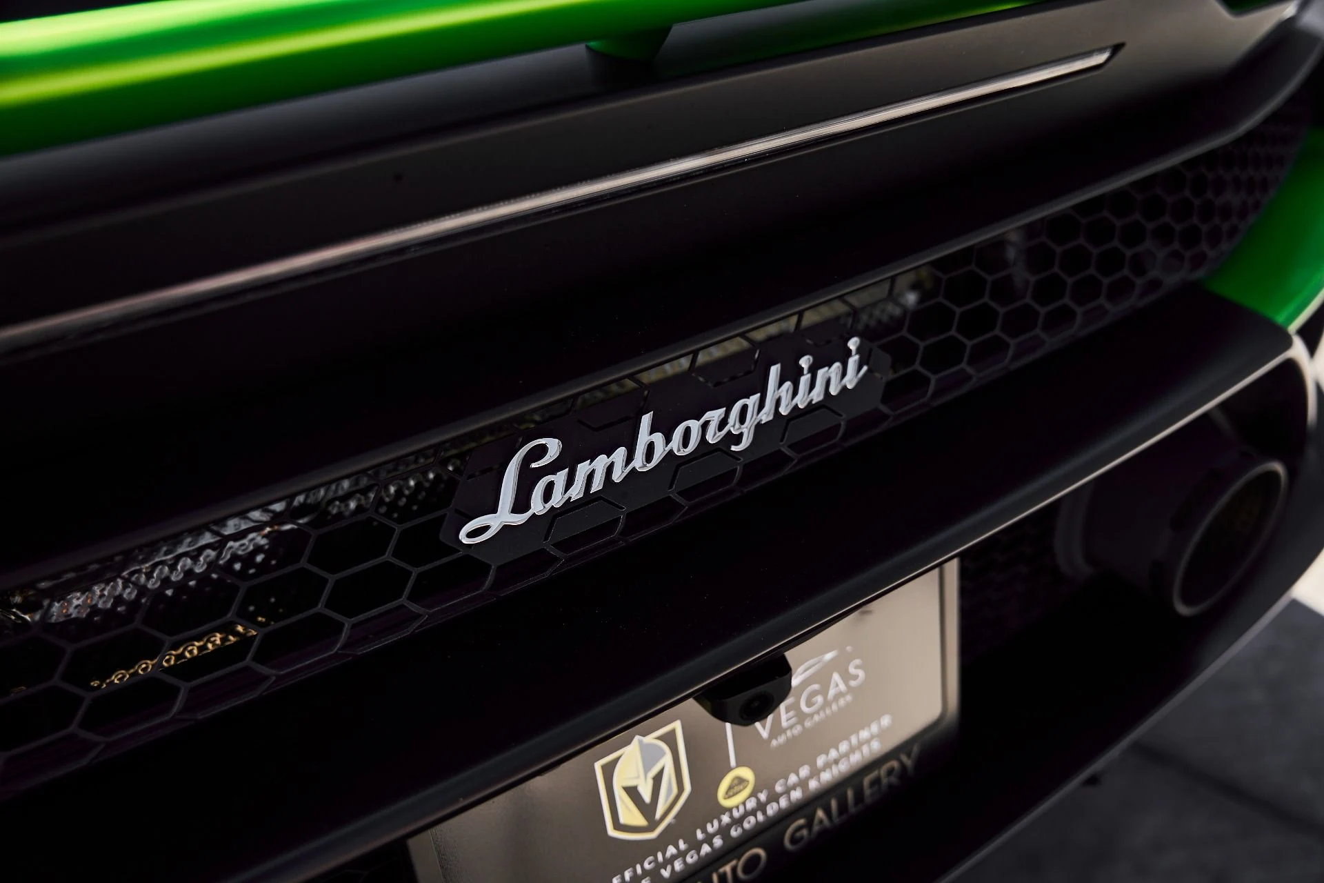 mph011_3668210384_Used_2024_Lamborghini_Huracan_Sterrato_Base_1774300053_80c4be59ab