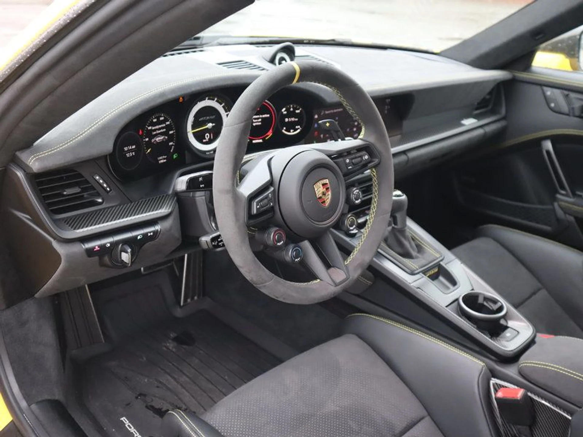 mph011_3676678793_37193157_02417_83b29b35df258a33bd5f35e60d1f6bd4_b2ec00c5b1