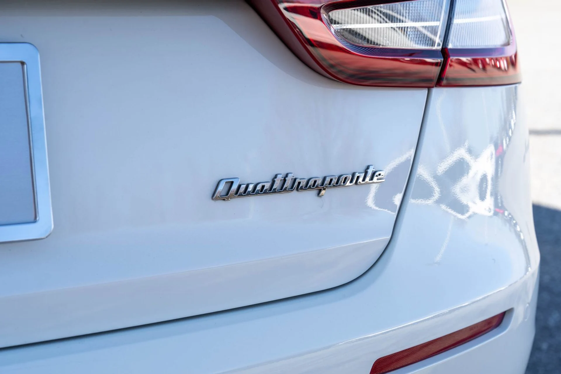 mph011_3685107452_c7a3a0bd871b4c0bb3ba93ea577bedf8_c340e9cbf7