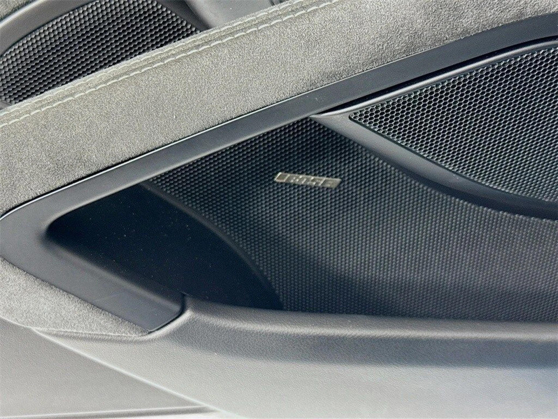 mph011_3690133609_964a77197f97515b7aeeb48c15e8f4c2x_a155df25fc