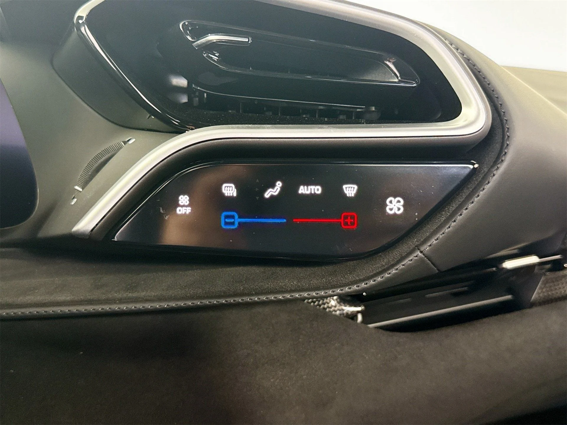 mph011_369284169_b51d3eee0db16cefd8dd70ec8c72acdd_d6aa9078f3