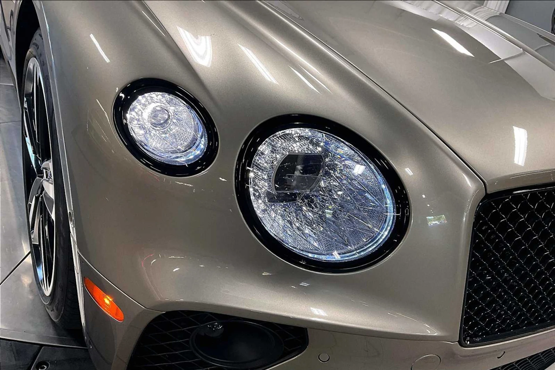 mph011_3697838345_20bca0051016c3a9939d8a873909131cx_a371a15731