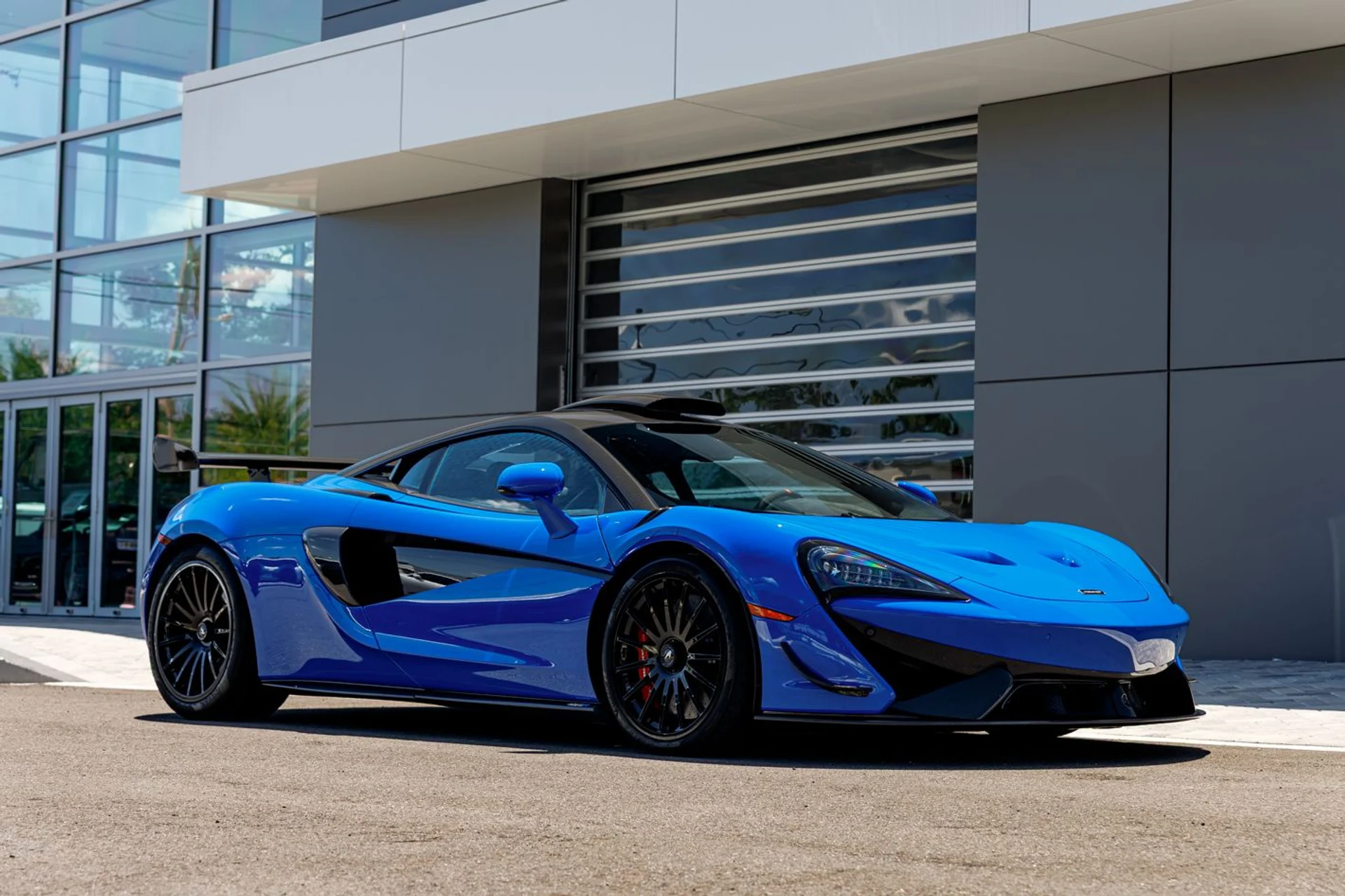 mph011_3700876833_Used_2020_Mc_Laren_620_R_ada4678e97