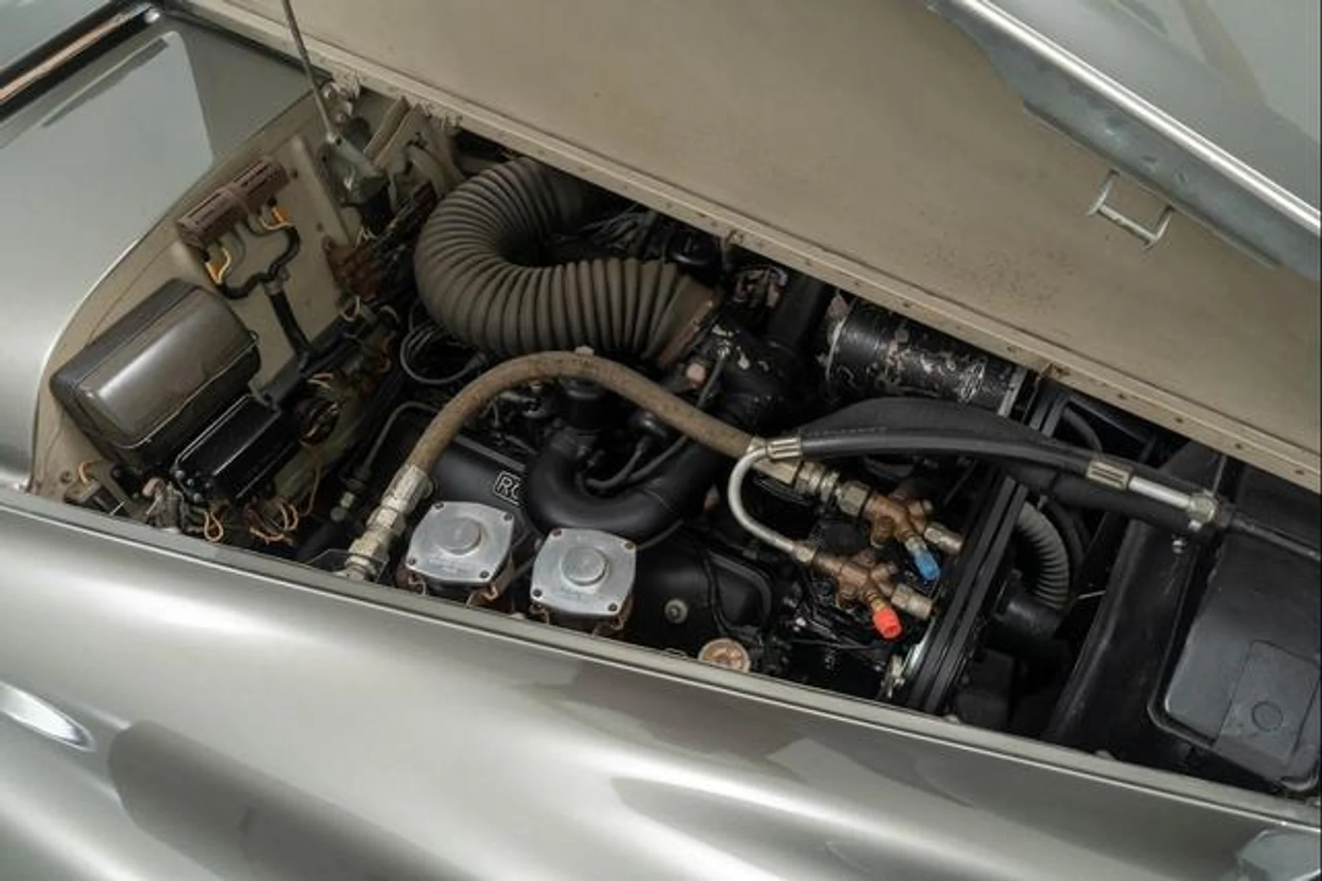 mph011_3712114645_v_XO_7_R0_Cd_Atk_b_D7_Qu9_Rt_Xyl_HXI_4_269f4fe404