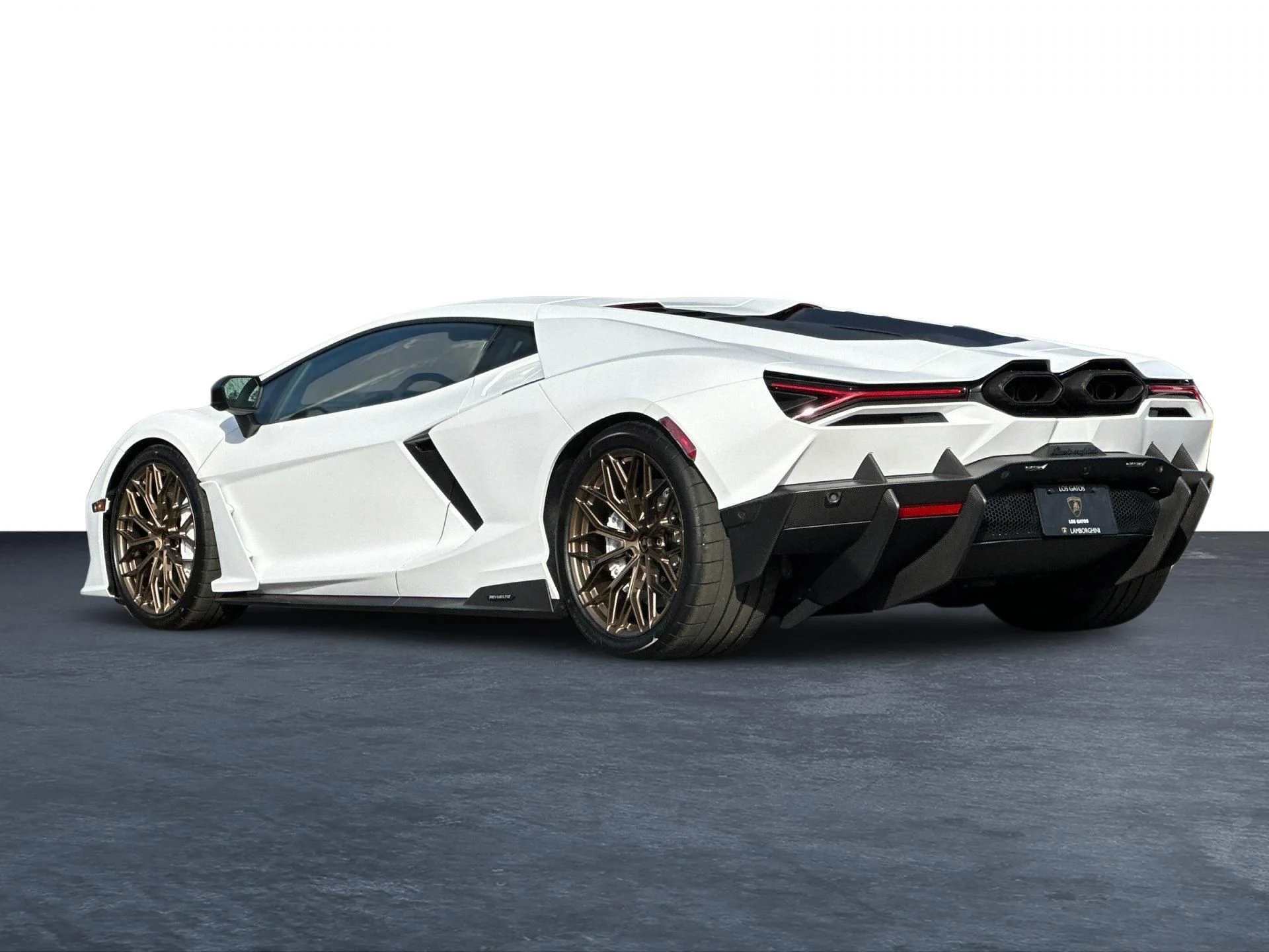 mph011_3713044768_Used_2026_Lamborghini_Revuelto_1772201323_018fe3234d