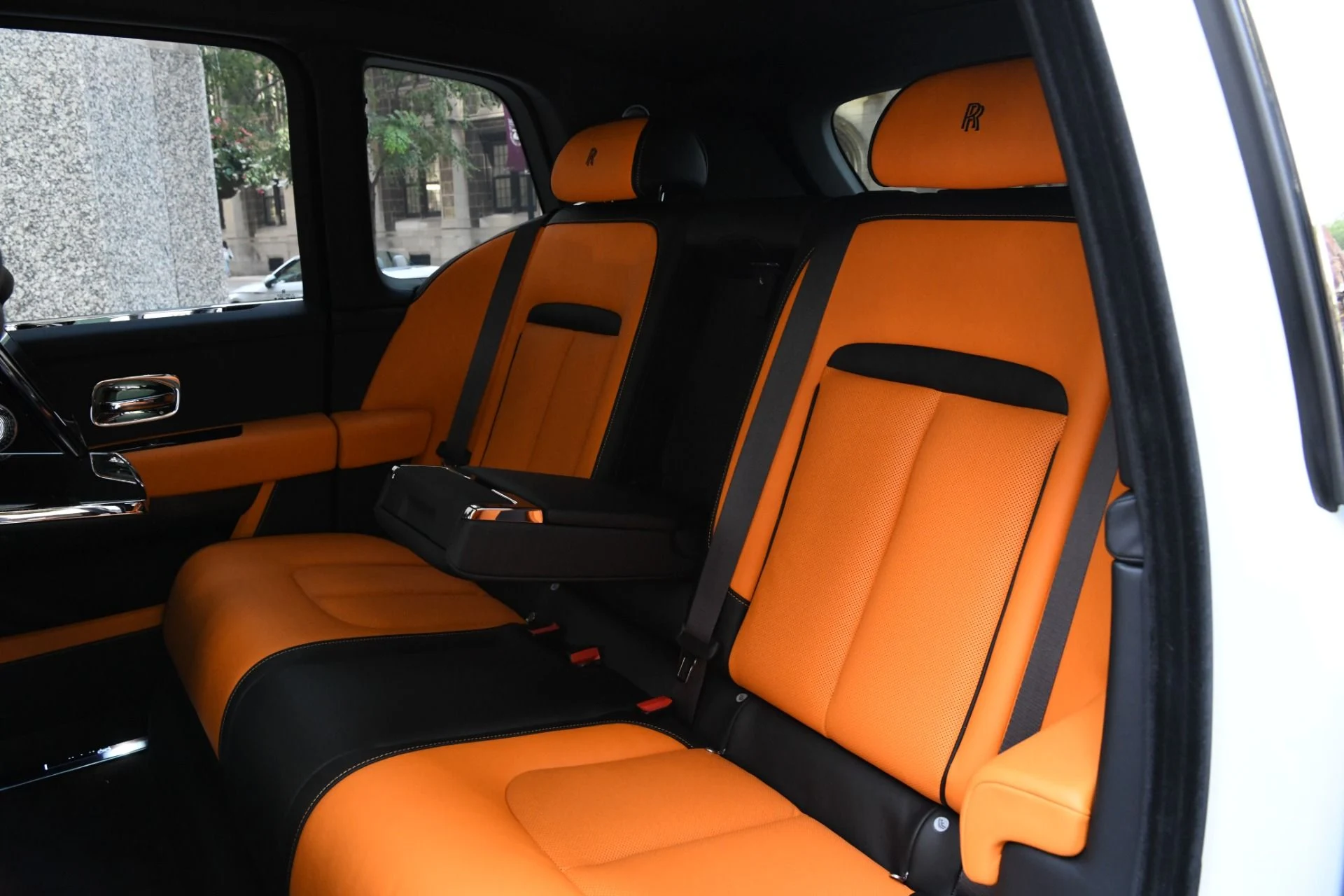 mph011_3716470438_11925_p13_l_dc7f48b64e