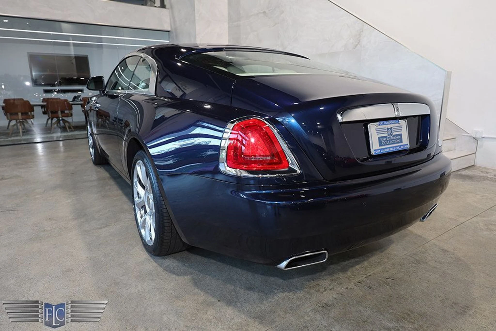 mph011_3718025543_used_2019_rolls_royce_wraith_coupe_9689_22959552_12_1024_9c5d3eb32f