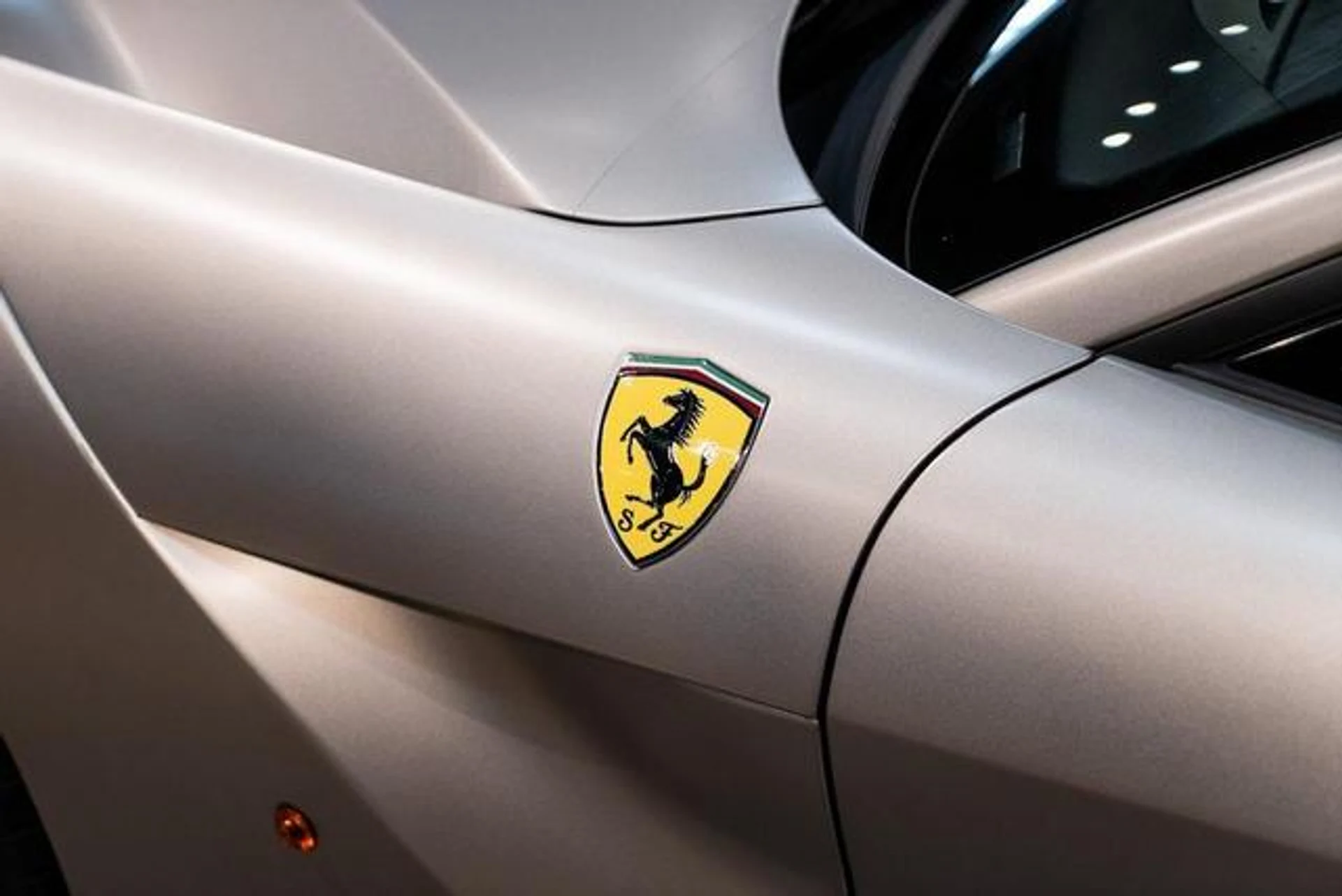 mph011_3721404434_y_Ou8hrjil_W63_BI_l_Nxuz00_T_IBE_f9c08c7d20