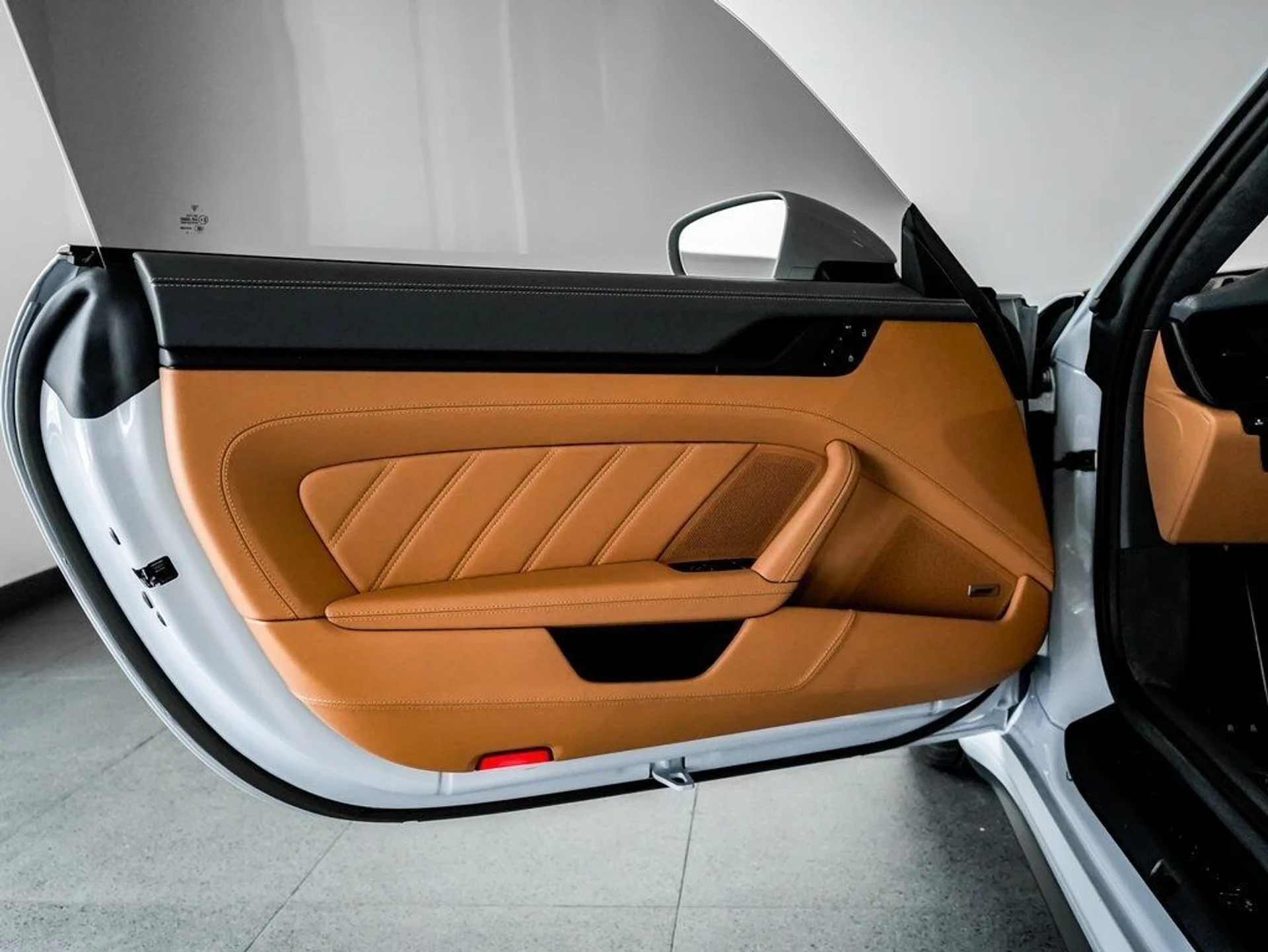 mph011_372169333_f6b2b8f4bf7b7cec1ee45d7e68694901_751b768a66