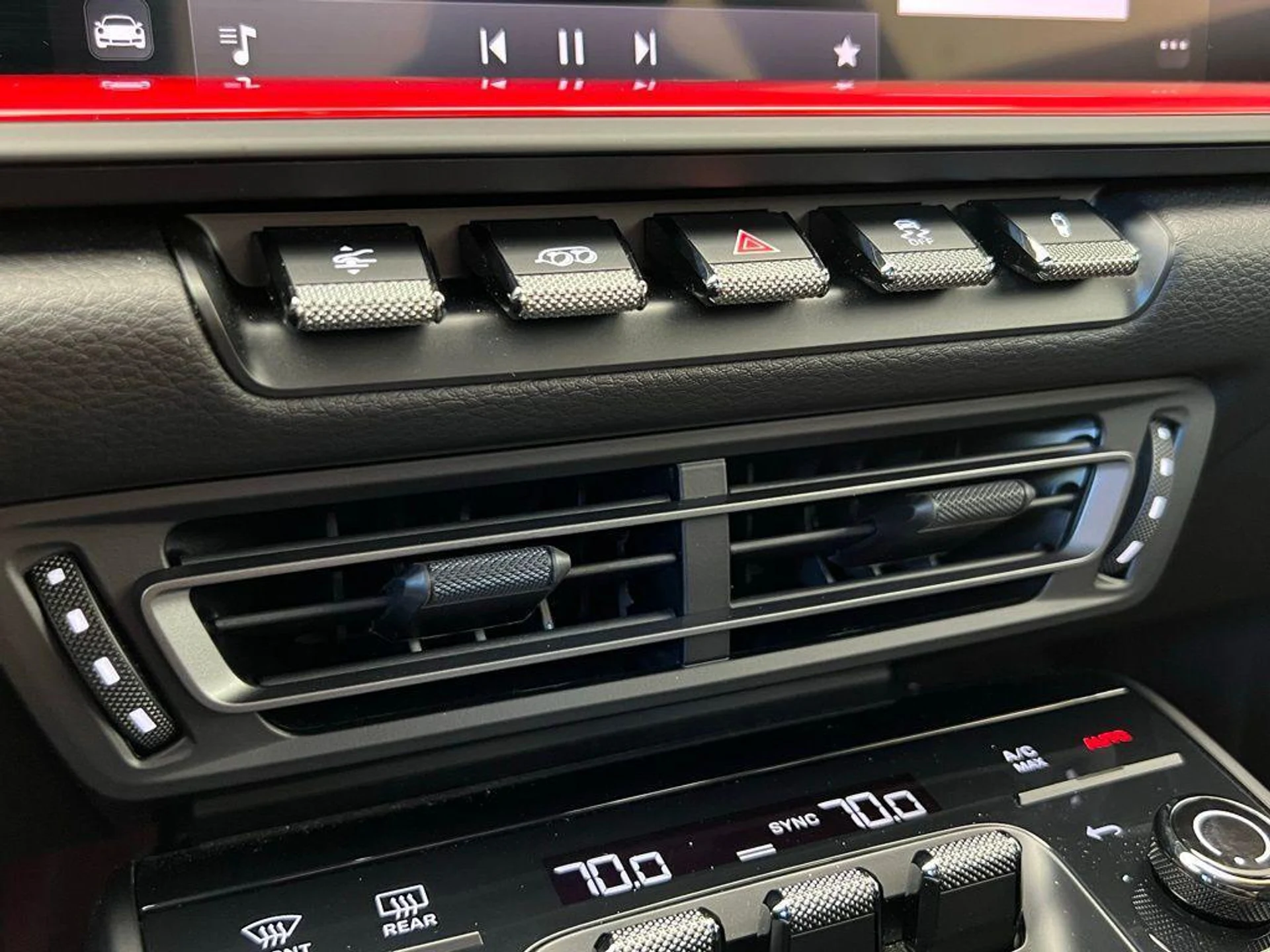 mph011_3725295174_V_Gvl1_JT_7sg_Iy_VT_Vm_Vixg_GZ_2bho_72c3e26dc6