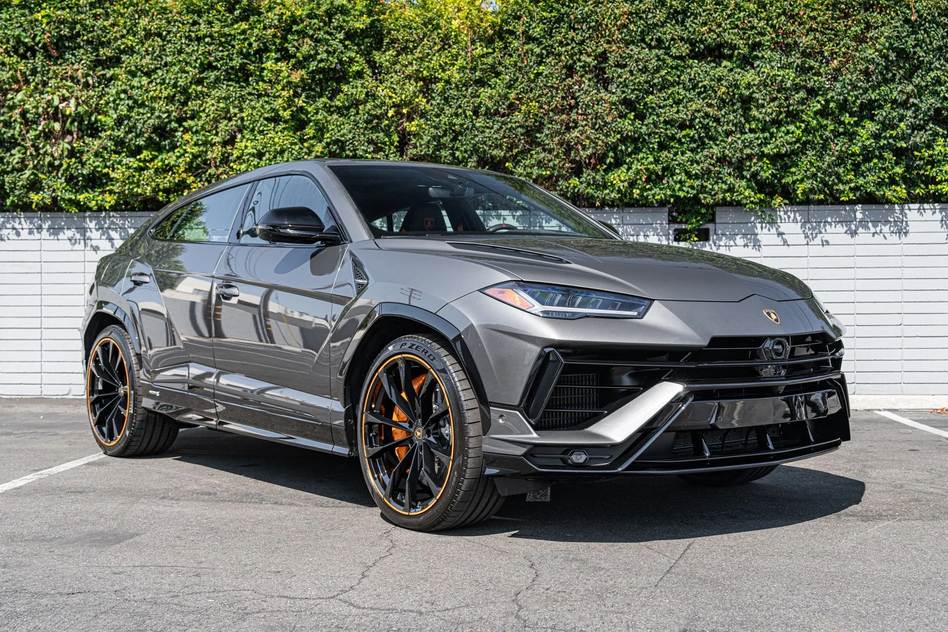 mph011_3727423218_Used_2024_Lamborghini_Urus_S_1755026167_0e8fd25f8f