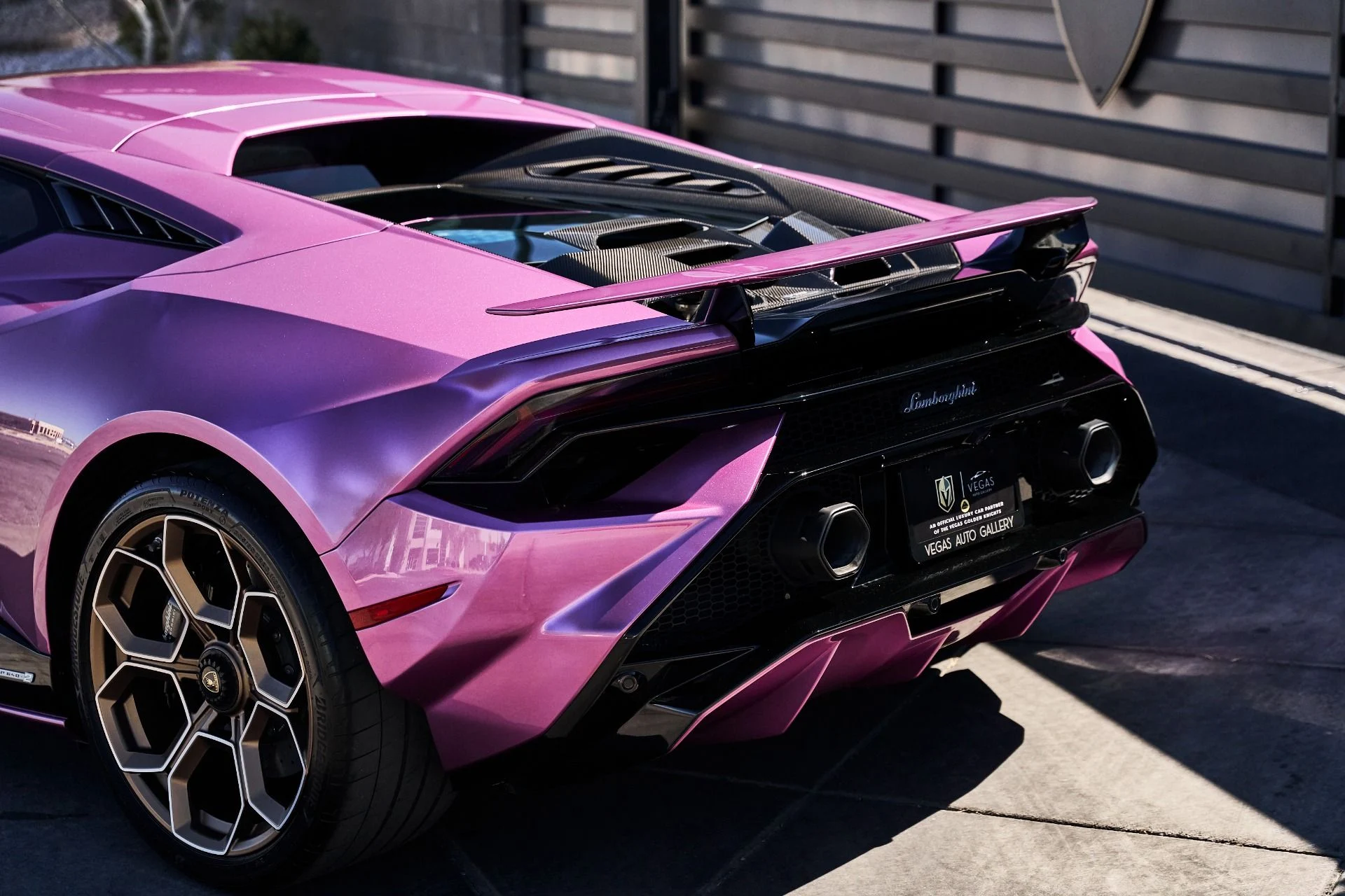 mph011_3731408326_Used_2023_Lamborghini_Huracan_Tecnica_Base_1781137482_4b53794821