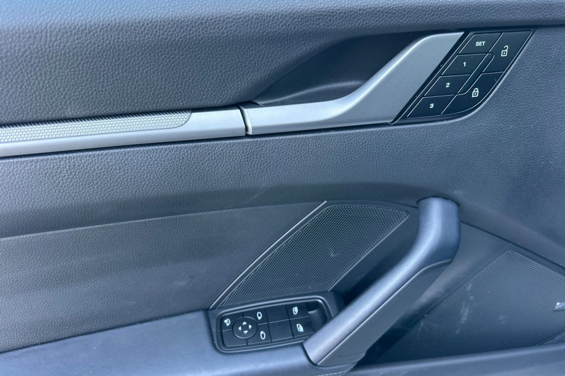 mph011_373819742_1bee502992d57807a6201aaf3db6a6e7_dd2be35b06