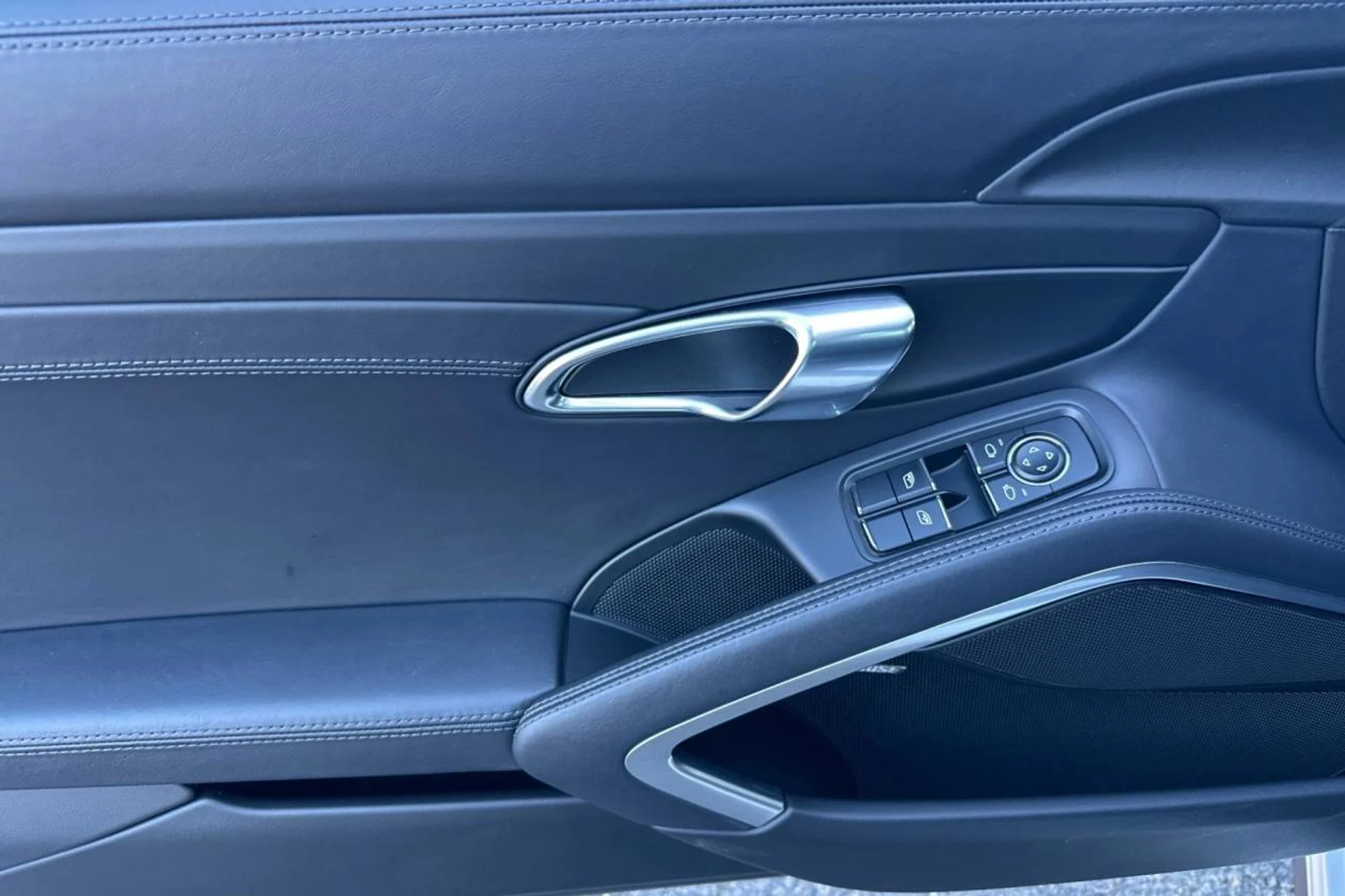 mph011_3739332162_1280_aded72c8f0