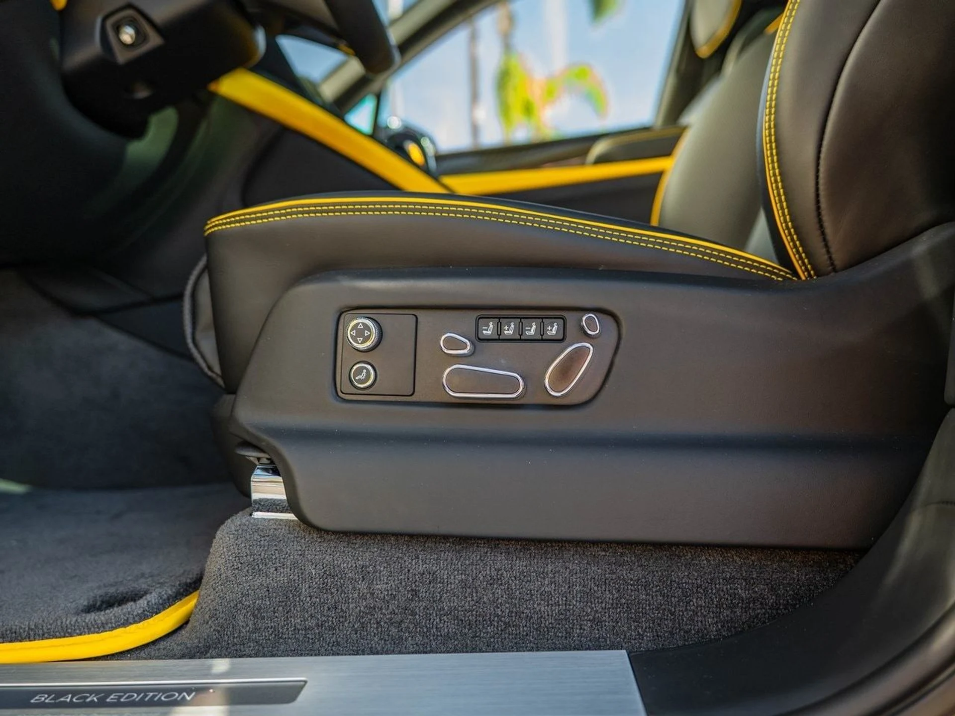 mph011_373940658_2e824347c301bf6c8ffa7e389e0237dfx_c2855b8171