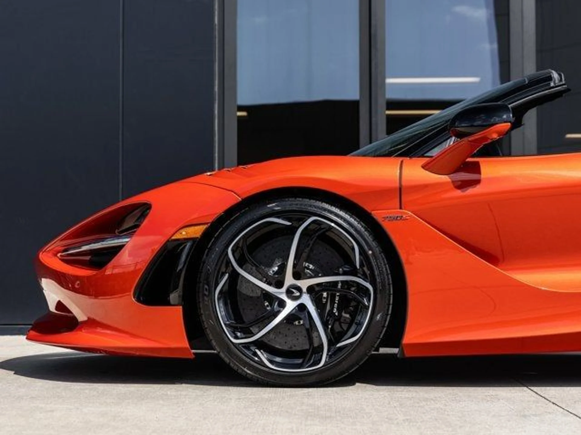 mph011_3742853964_12_400b8dd862