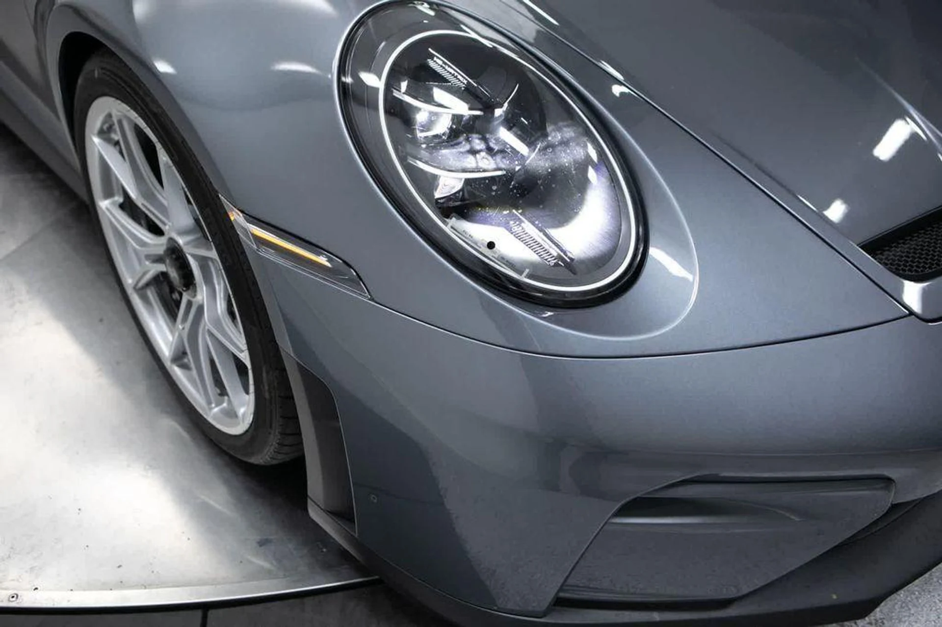 mph011_374394423_u1_V_Fz_K1xr_K_M4nap_Zj_Hi5_QX_9_V3_A_bfa60400c7