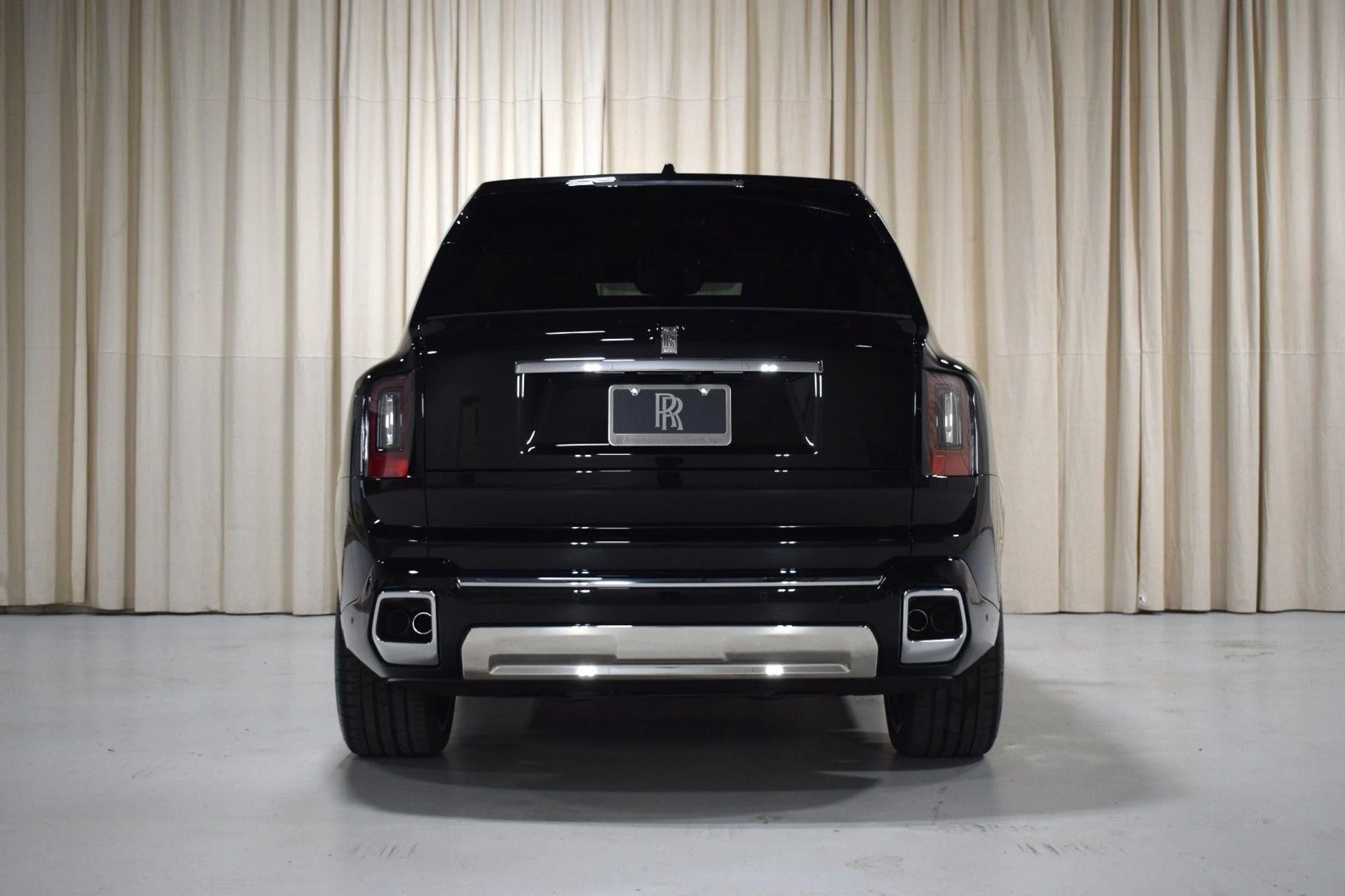 mph011_3747573521_3598d6861dc57a28e56952aaaa00b202x_6cecabbeb5