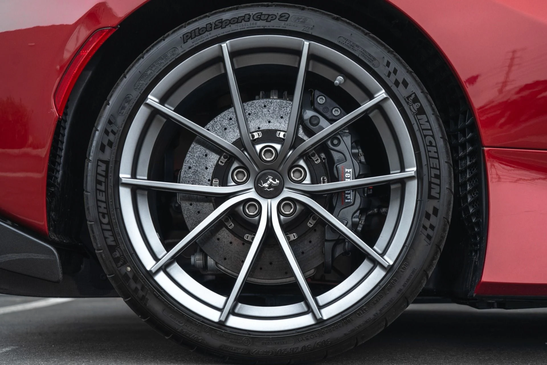 mph011_3754528534_Used_2019_Ferrari_488_Pista_1759877636_0864e3535c