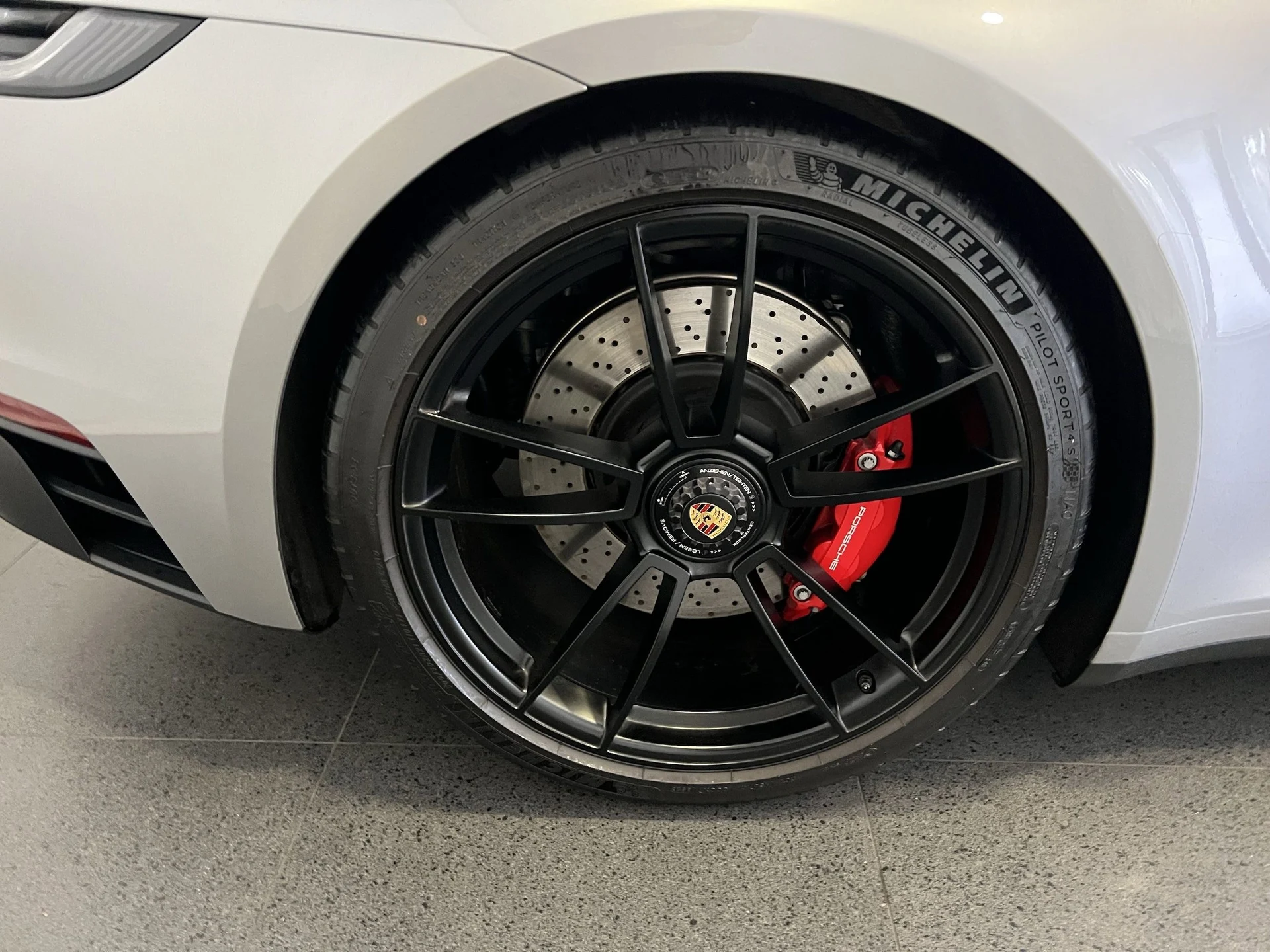 mph011_3755801264_3e1abd3a99e989781eb7b0f7b0b4b870x_d2e972c845