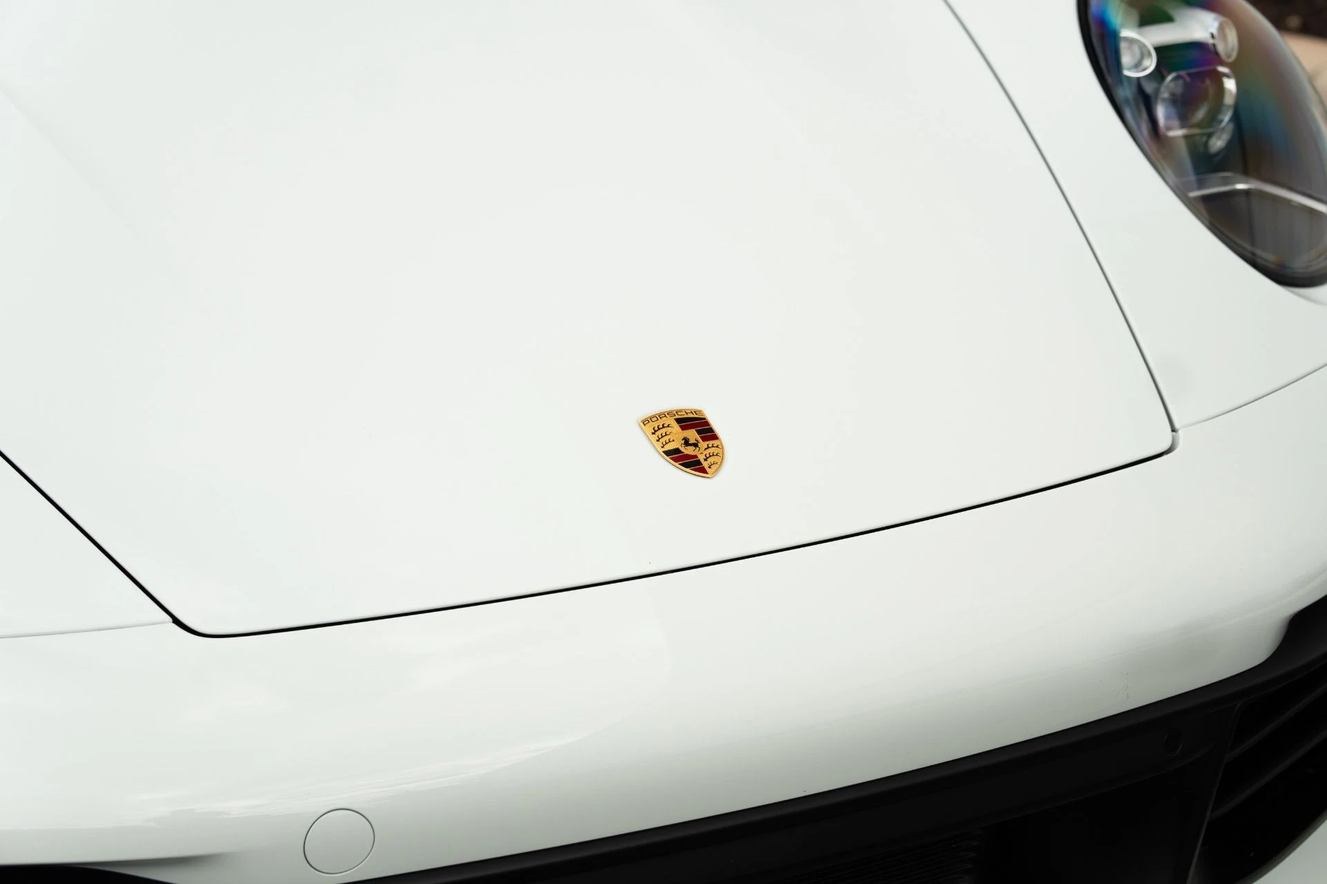mph011_3759319808_Used_2024_Porsche_911_Carrera_T_1759284077_e8f7794021
