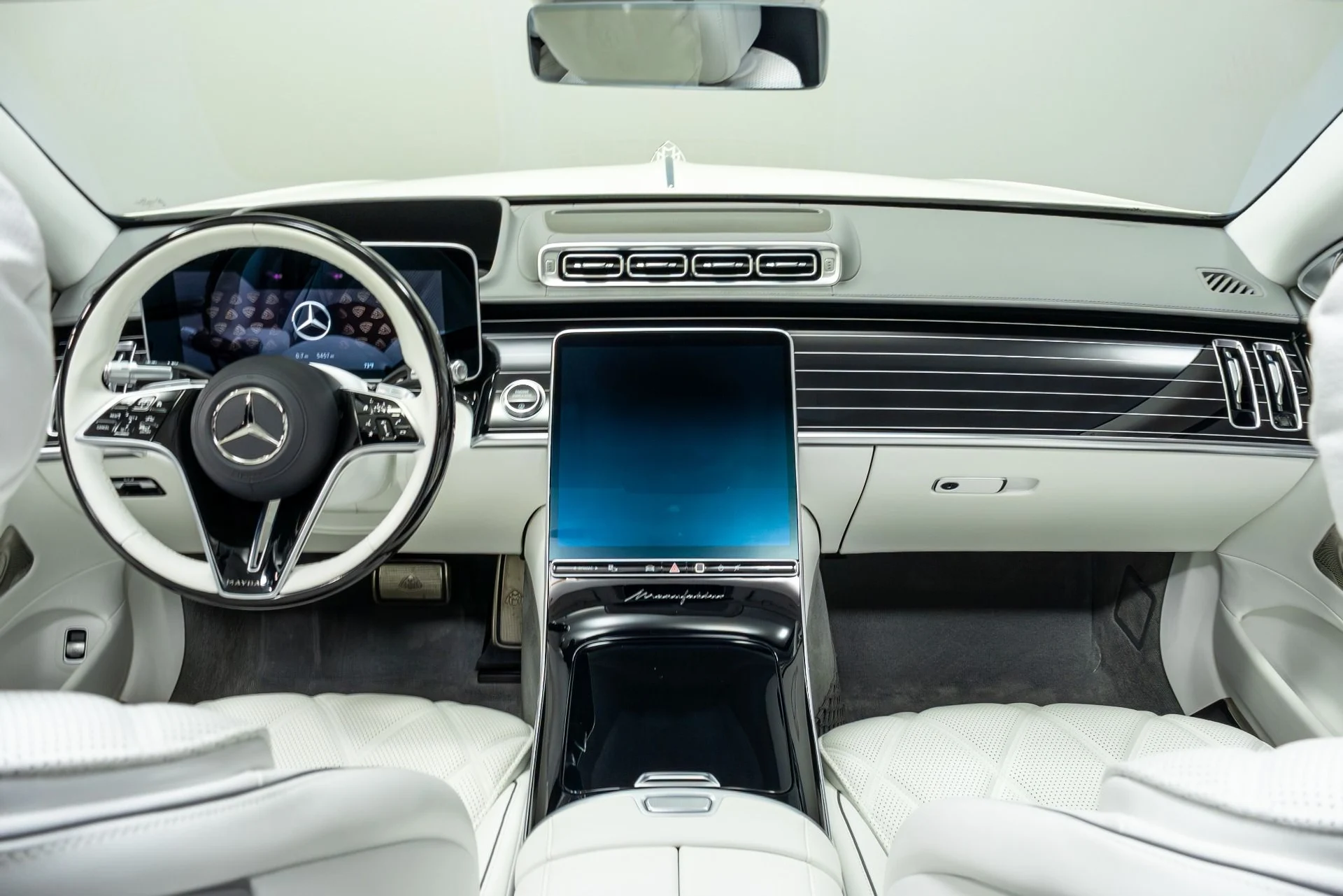 mph011_3761446090_Used_2023_Mercedes_Benz_S_Class_Maybach_S_680_4_MATIC_1776091551_9bebd14b8f