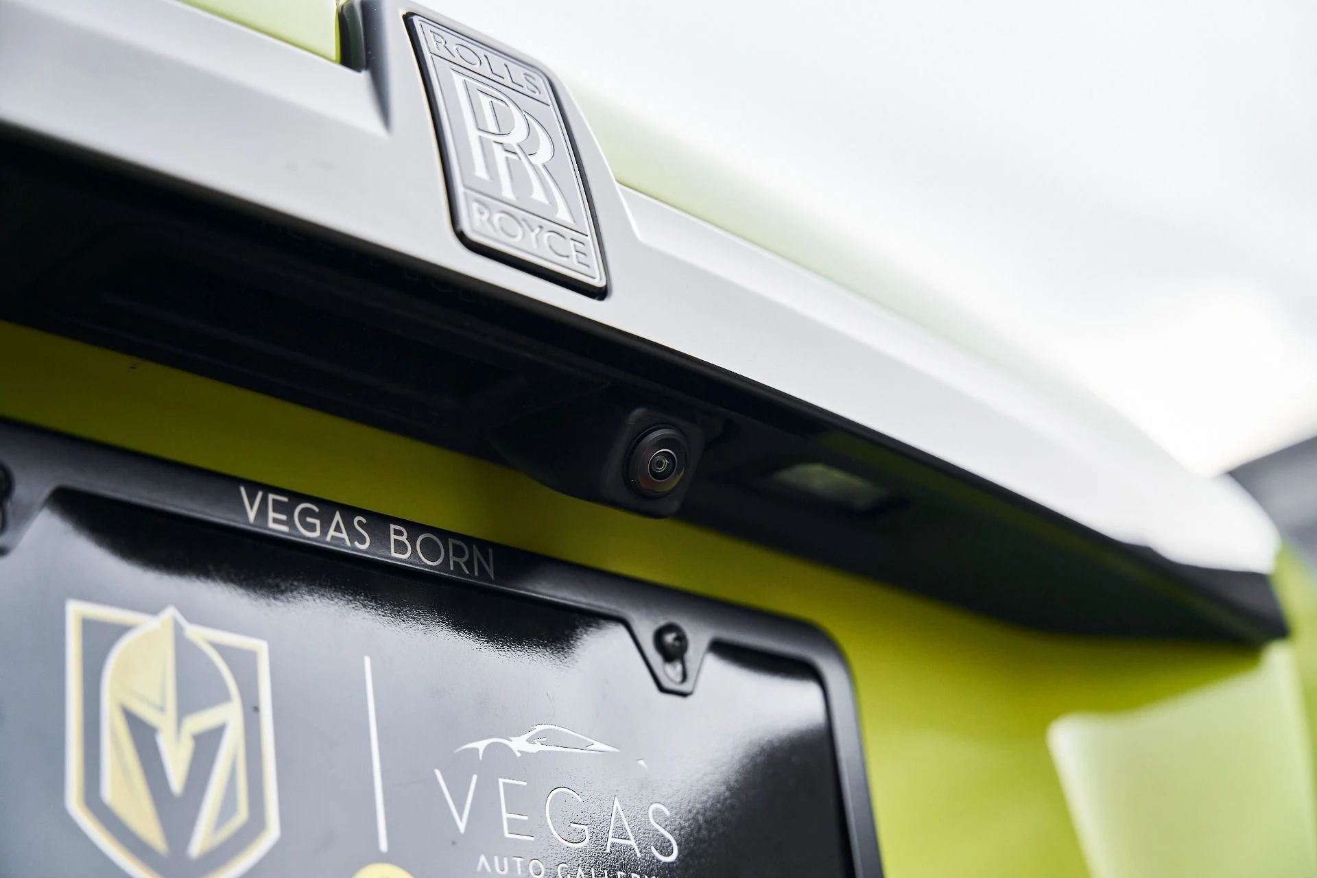 mph011_3762446353_Used_2025_Rolls_Royce_Ghost_Black_Badge_1769049472_7436a59c37