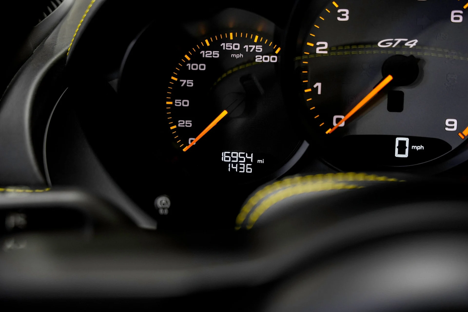 mph011_3762503409_e579d057721f15d3e6e29748c0aa4956x_d2a4f81bbc