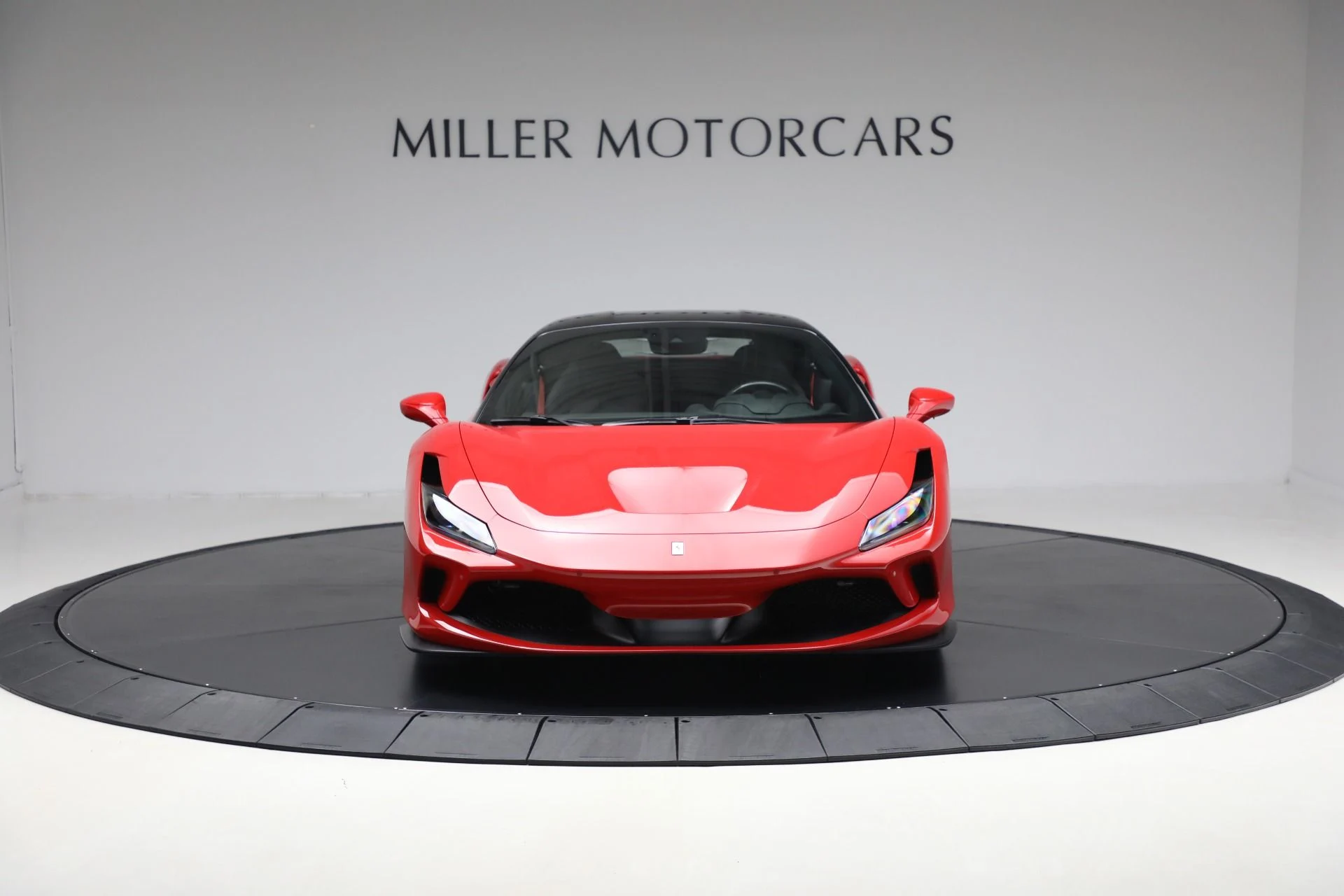 mph011_3781470051_Used_2021_Ferrari_F8_Tributo_fcae64e44d