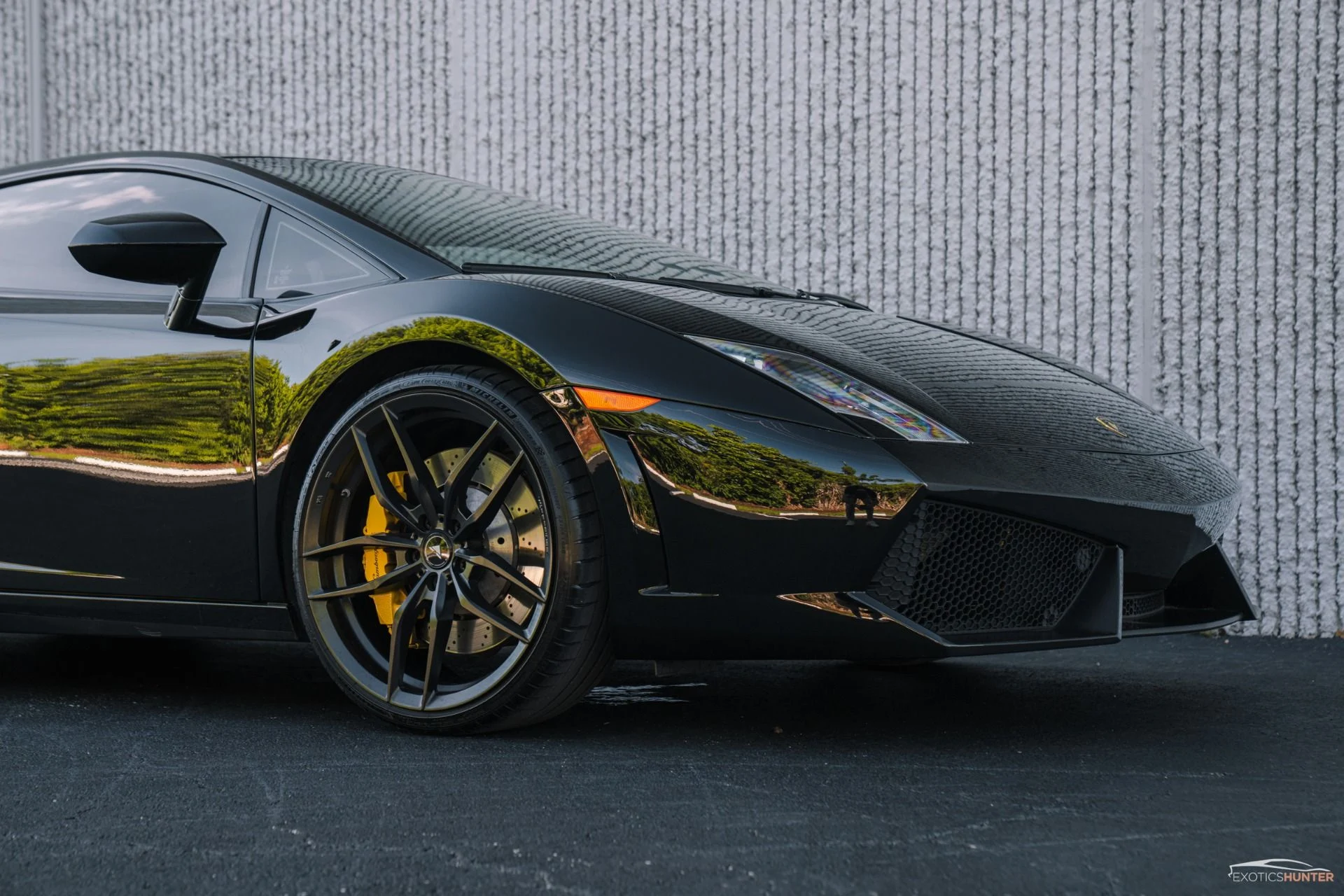 mph011_3782965946_Used_2012_Lamborghini_Gallardo_LP_550_2_on_Vorsteiner_Forged_Wheels_w_Front_Lift_1755035749_38689b6006