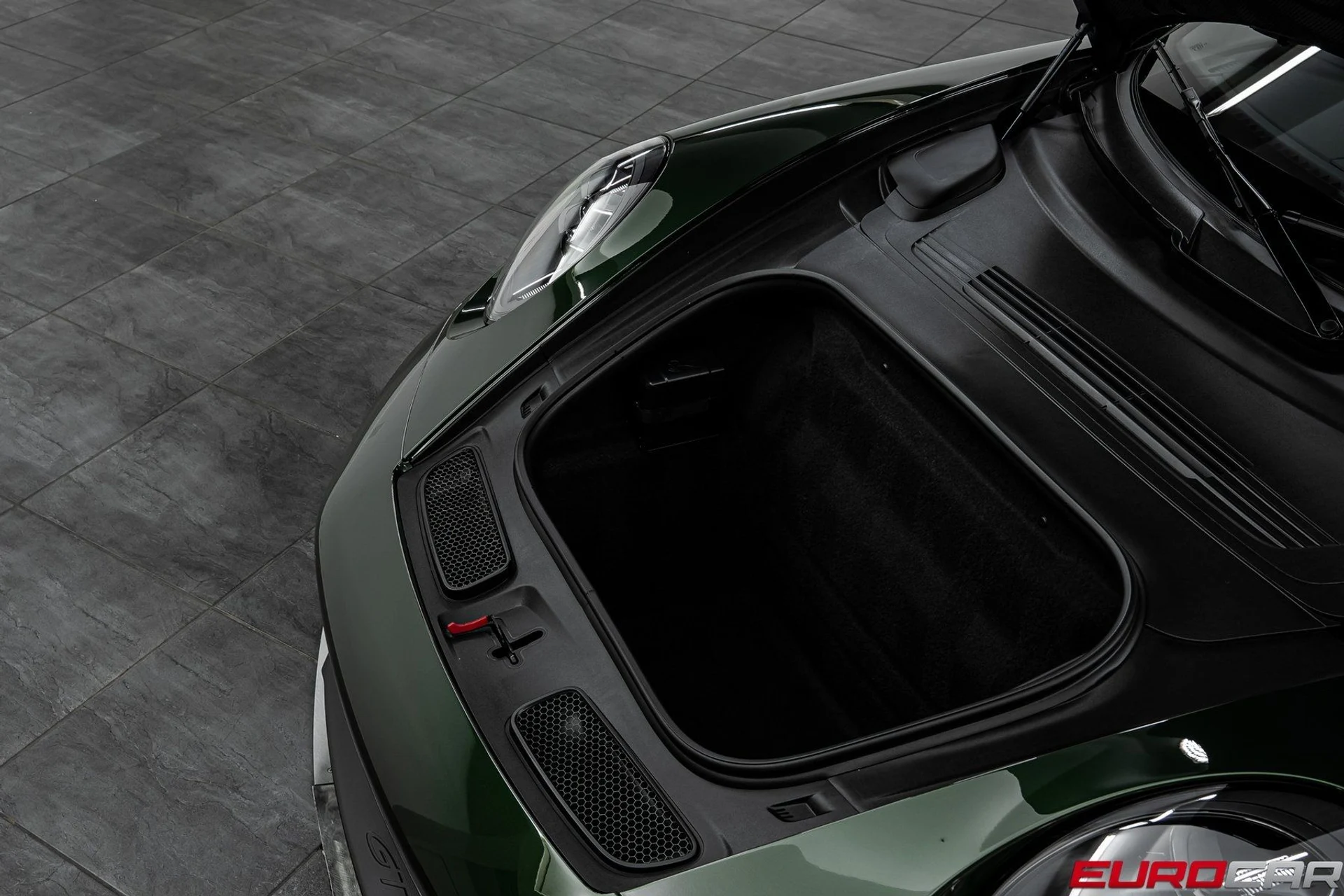 mph011_3783490111_image_12_0f7a4075be