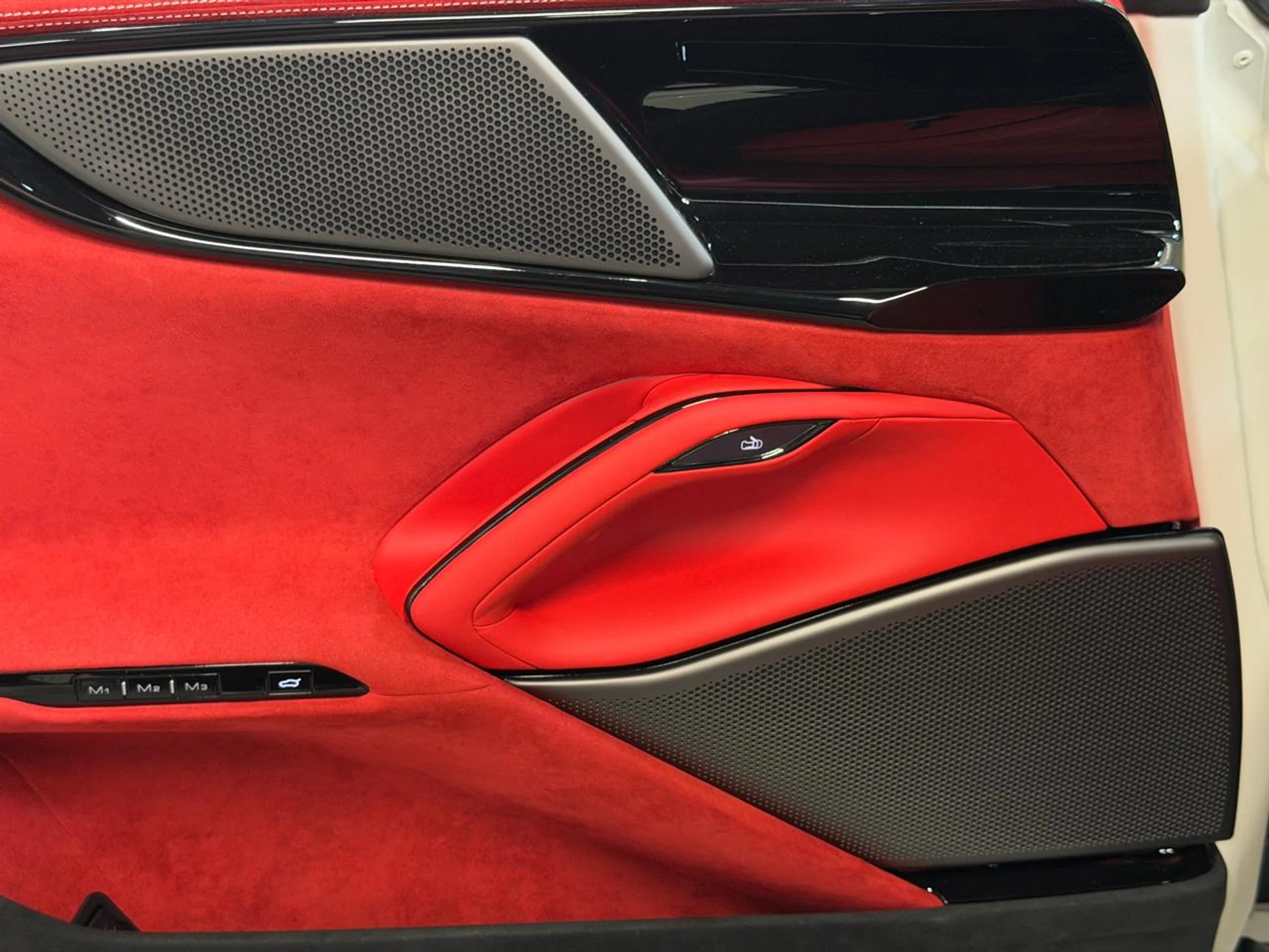 mph011_3787899525_639118697238887123_3a02033534