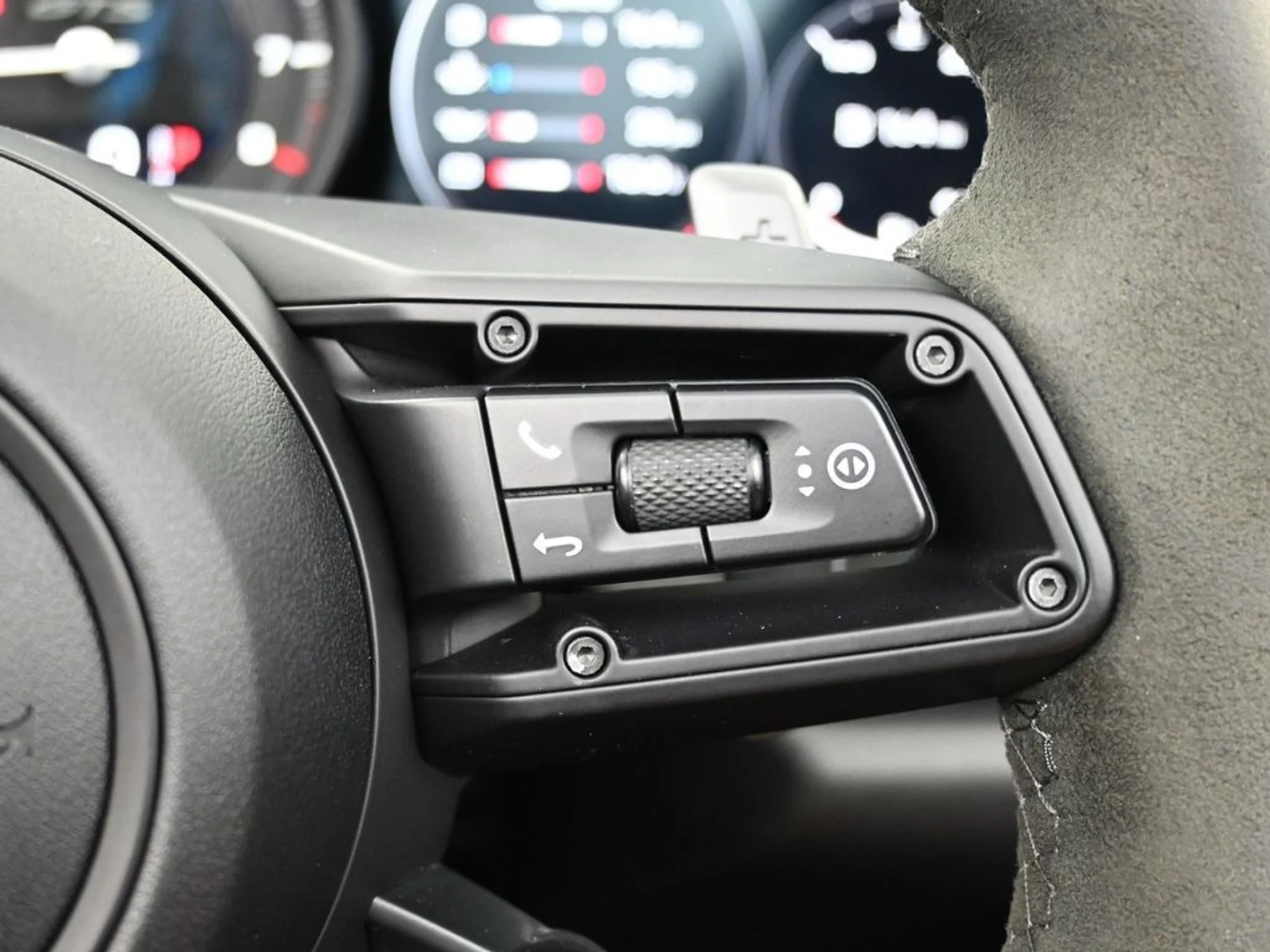 mph011_378861526_ba397304617d58c5a10ee6c9033153c9_ce1b0aa62c