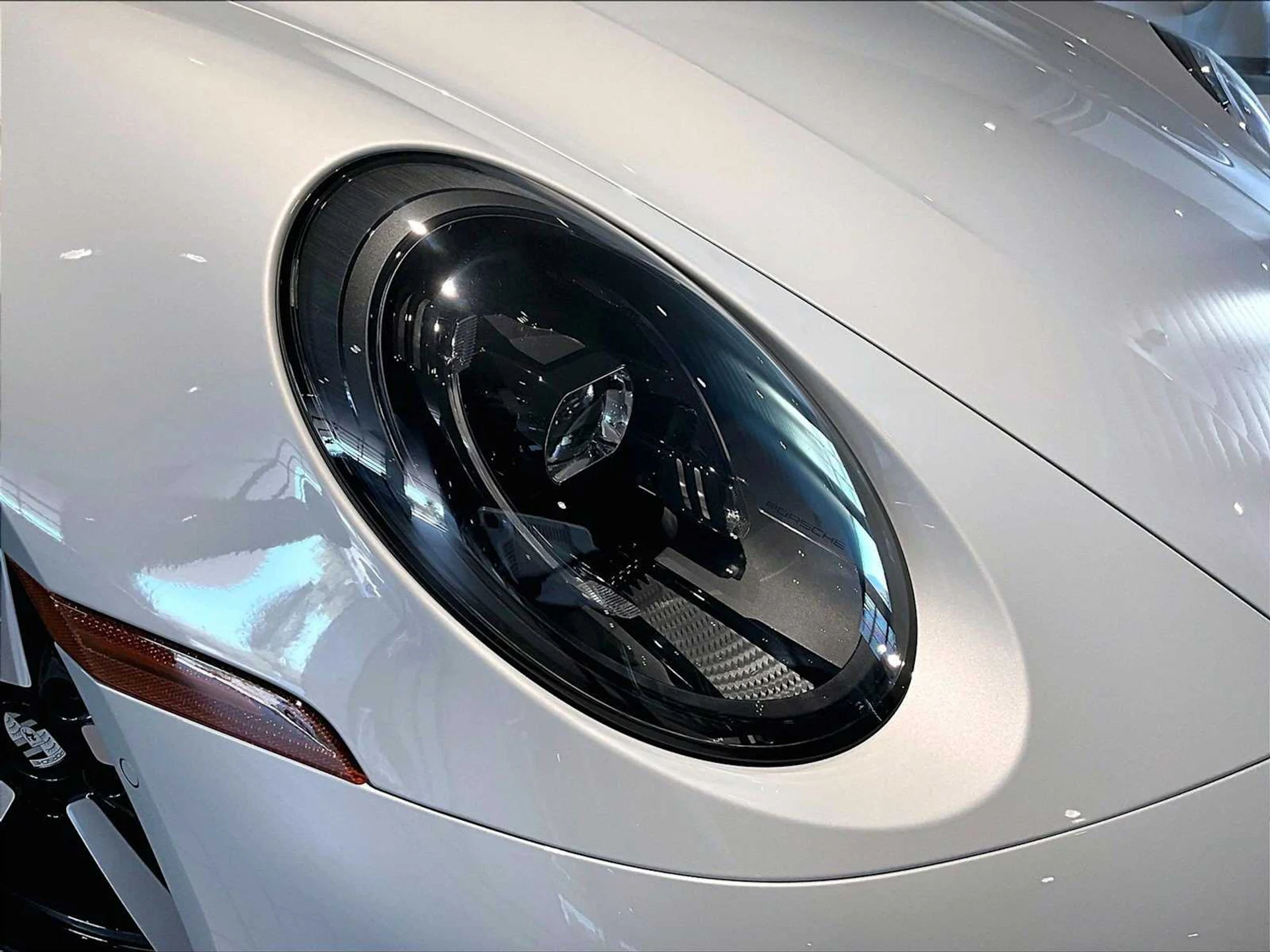 mph011_3790059223_66a3611e37eb43262b36264c60036b2cx_ea1d9fd84f