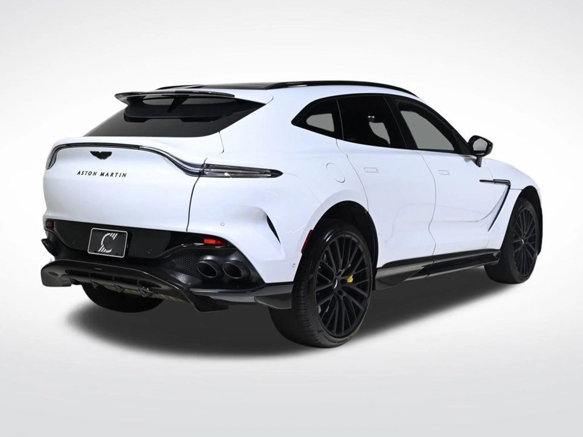mph011_379110669_used_2023_aston_martin_dbx_707_11350_22909039_11_1024_8e9cdaafcd